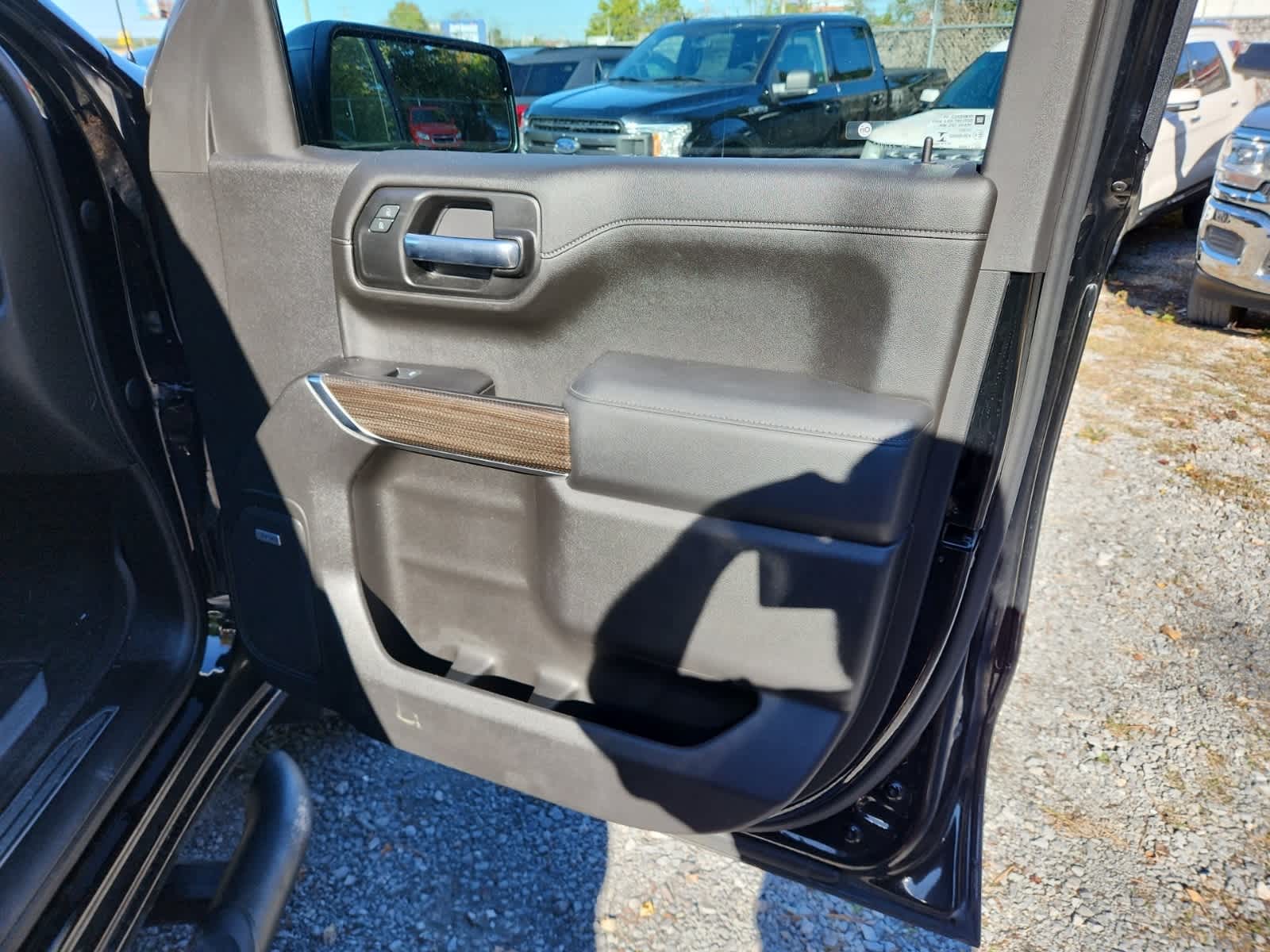 Thumbnail: 2019 Chevrolet Silverado 1500 - 22