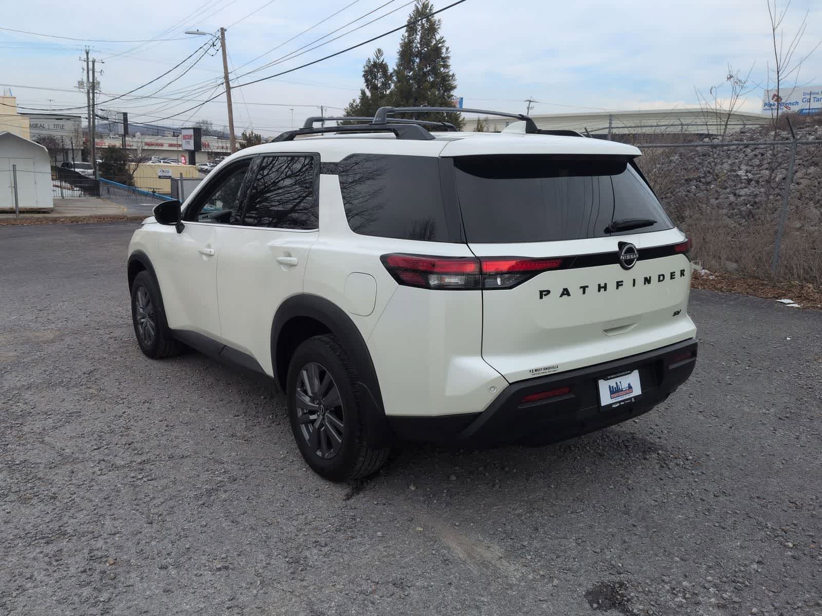 Thumbnail: 2024 Nissan Pathfinder - 6