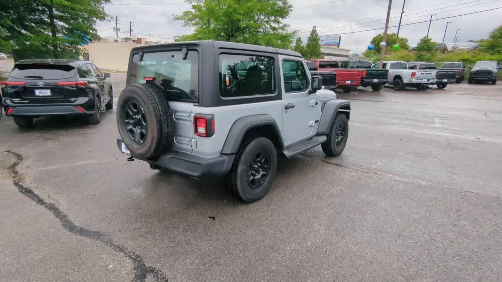 Thumbnail: 2023 Jeep Wrangler - 8