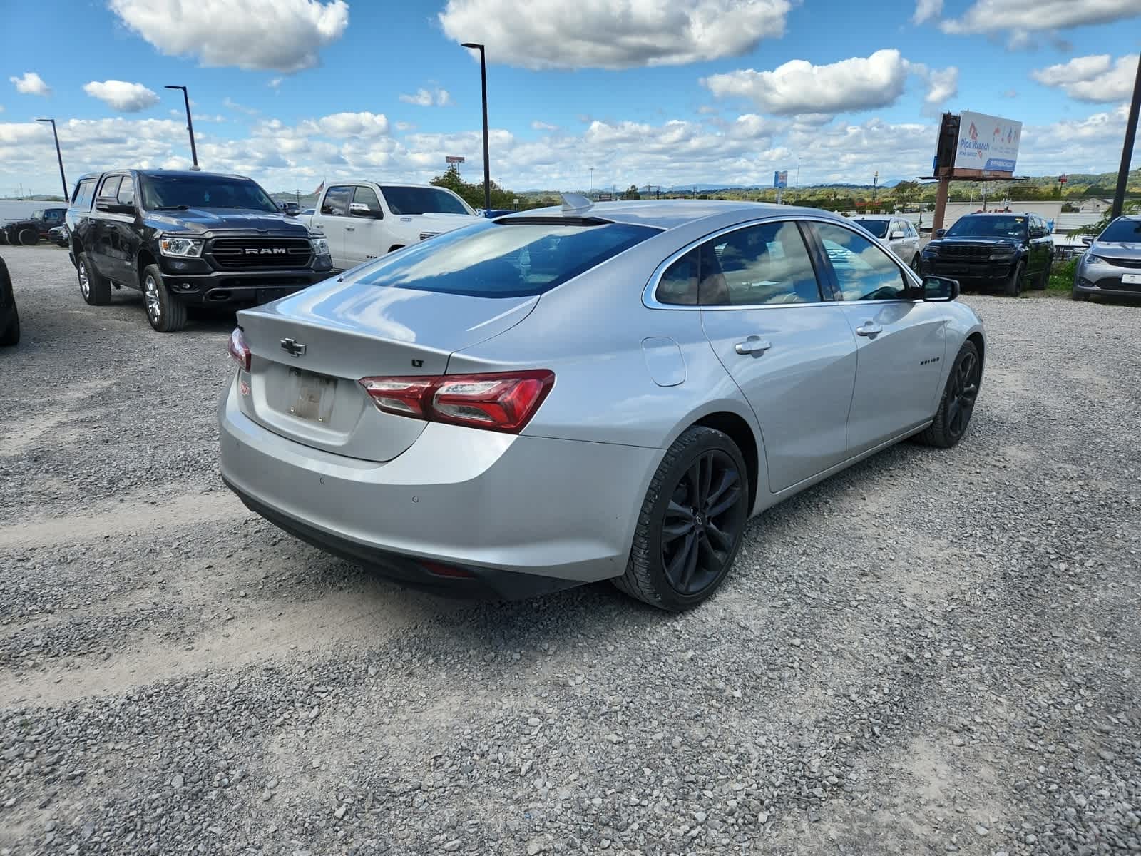 Thumbnail: 2021 Chevrolet Malibu - 5