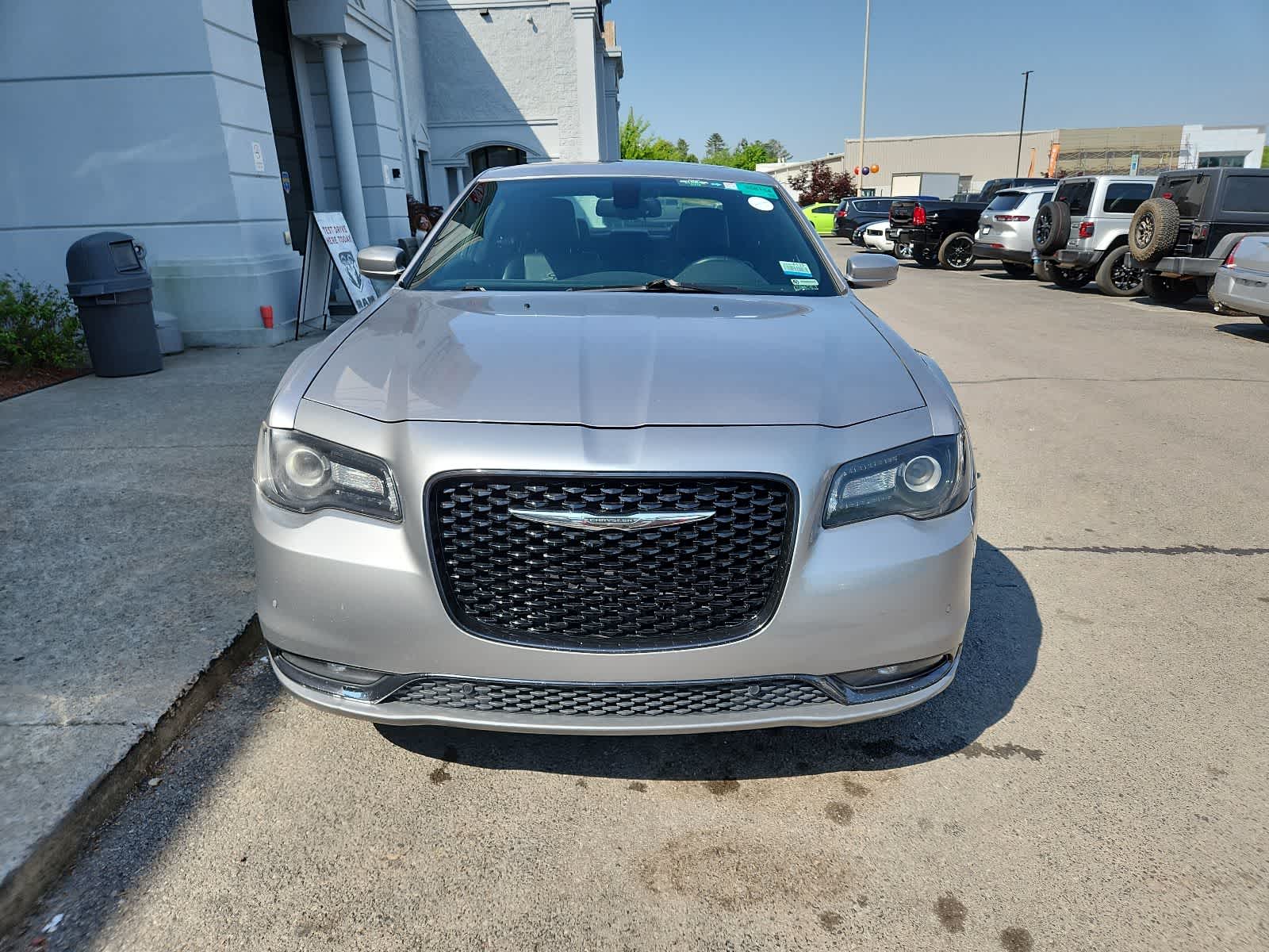 Thumbnail: 2015 Chrysler 300 - 8