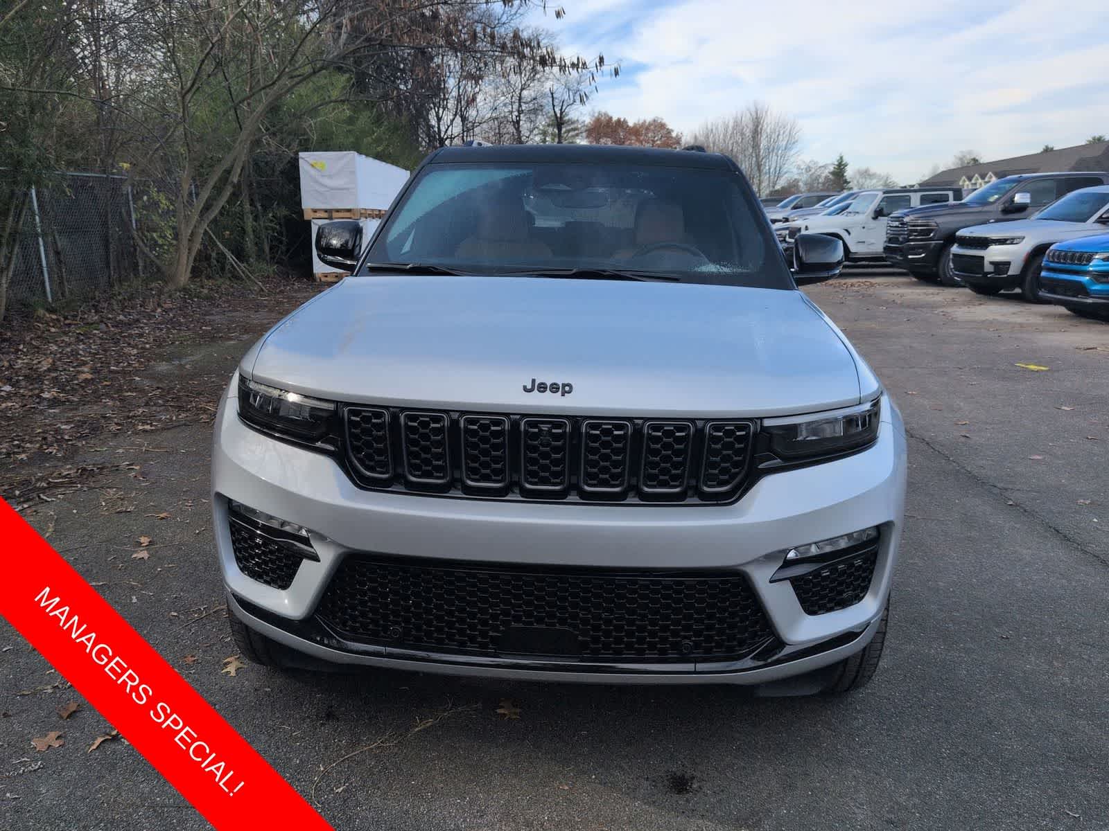 Thumbnail: 2025 Jeep Grand Cherokee - 3