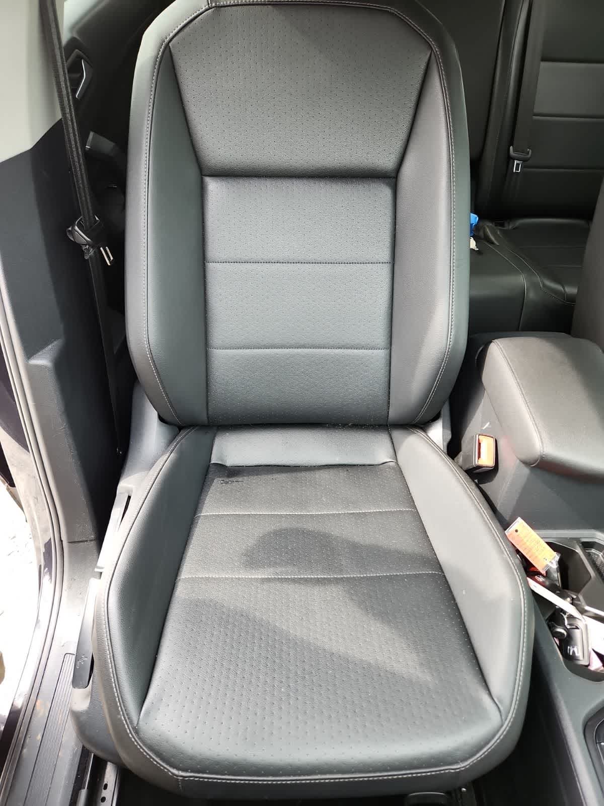 Thumbnail: 2020 Volkswagen Tiguan - 17