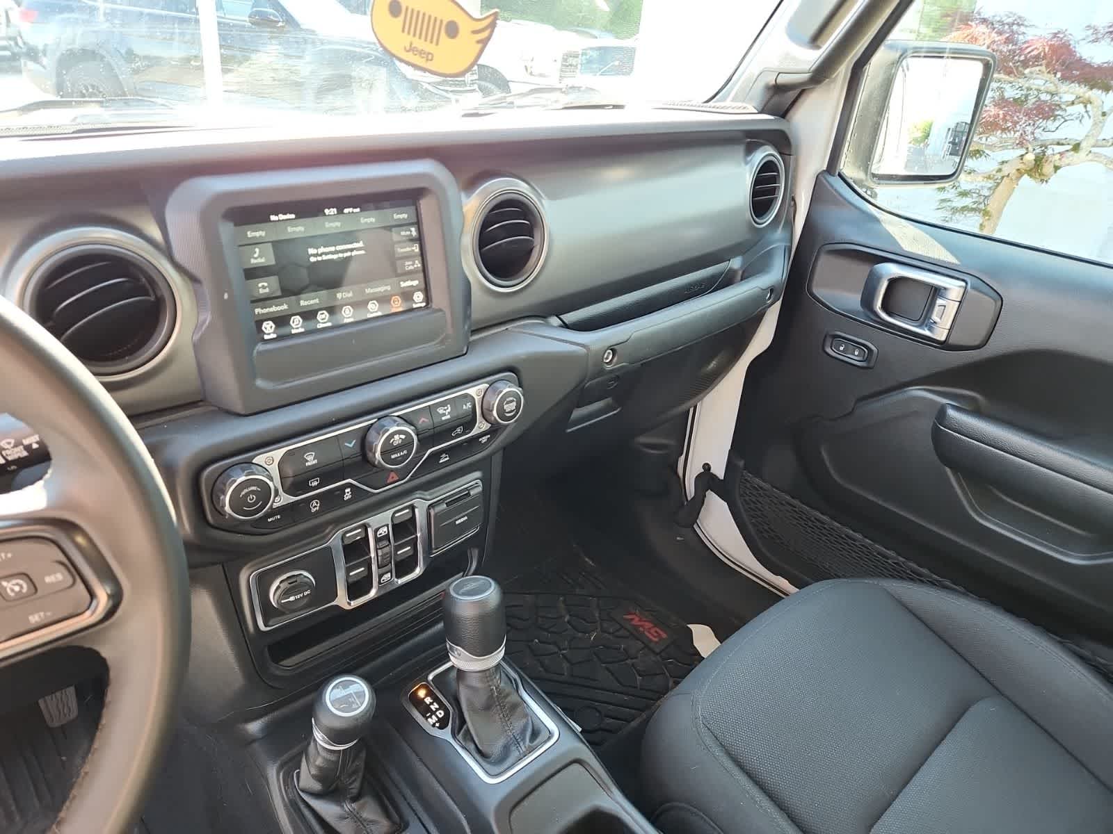 Thumbnail: 2023 Jeep Gladiator - 10