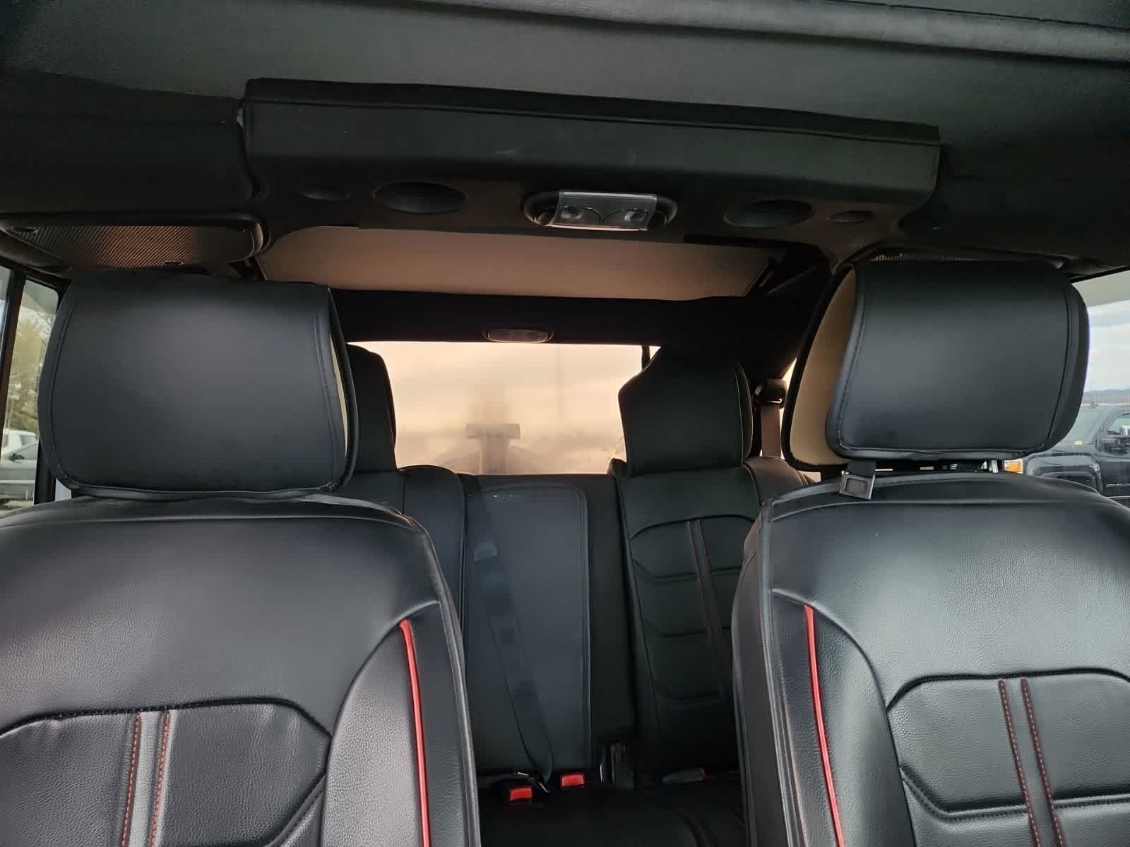 Thumbnail: 2016 Jeep Wrangler - 20