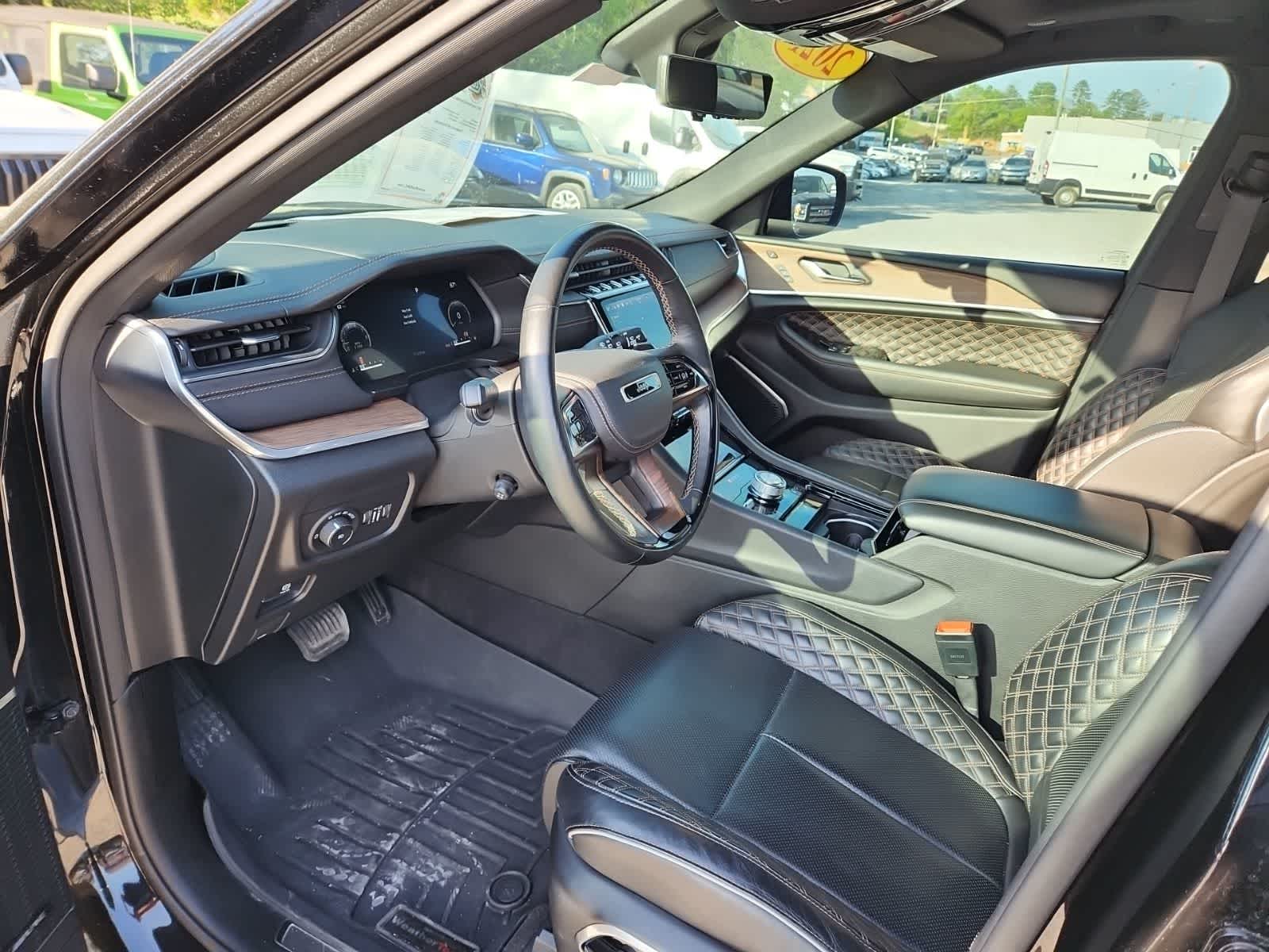 Thumbnail: 2021 Jeep Grand Cherokee L - 13