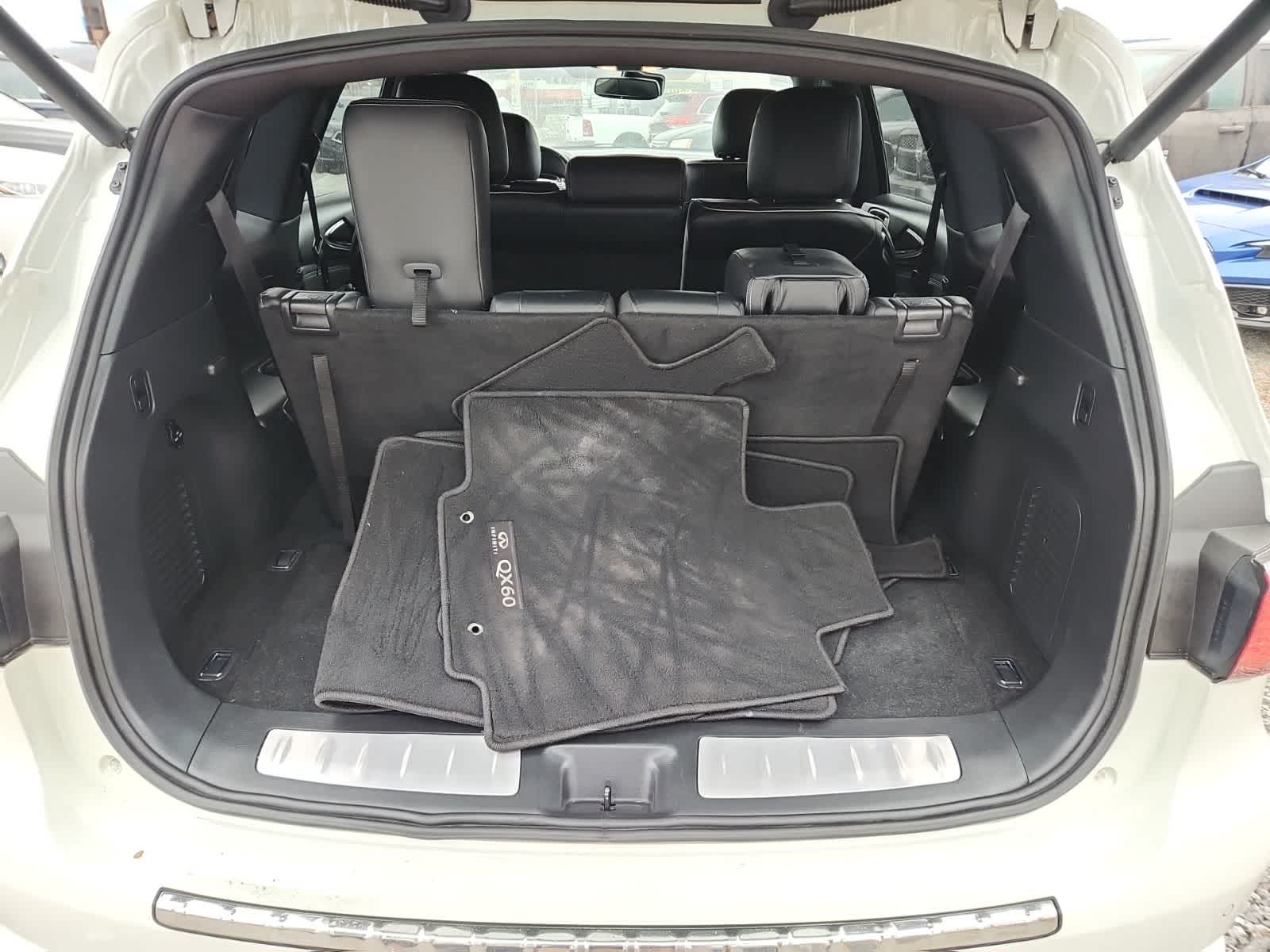 Thumbnail: 2020 INFINITI QX60 - 24