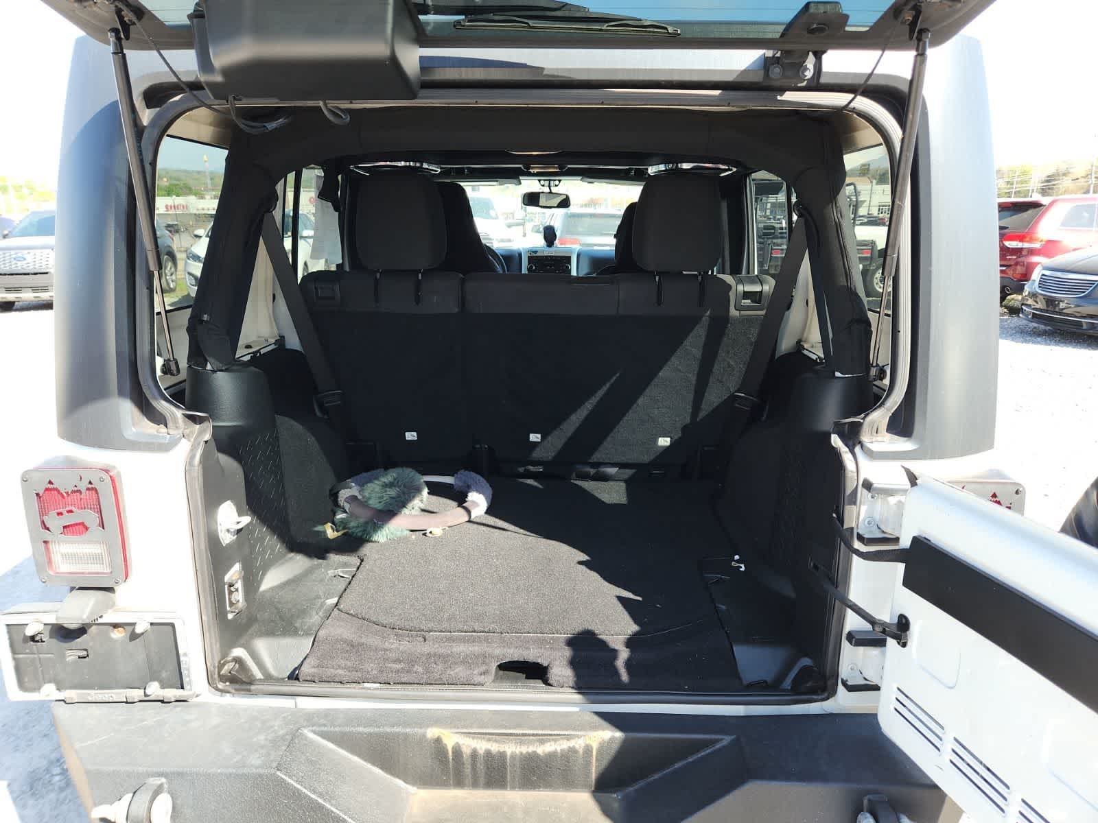 Thumbnail: 2018 Jeep Wrangler - 26