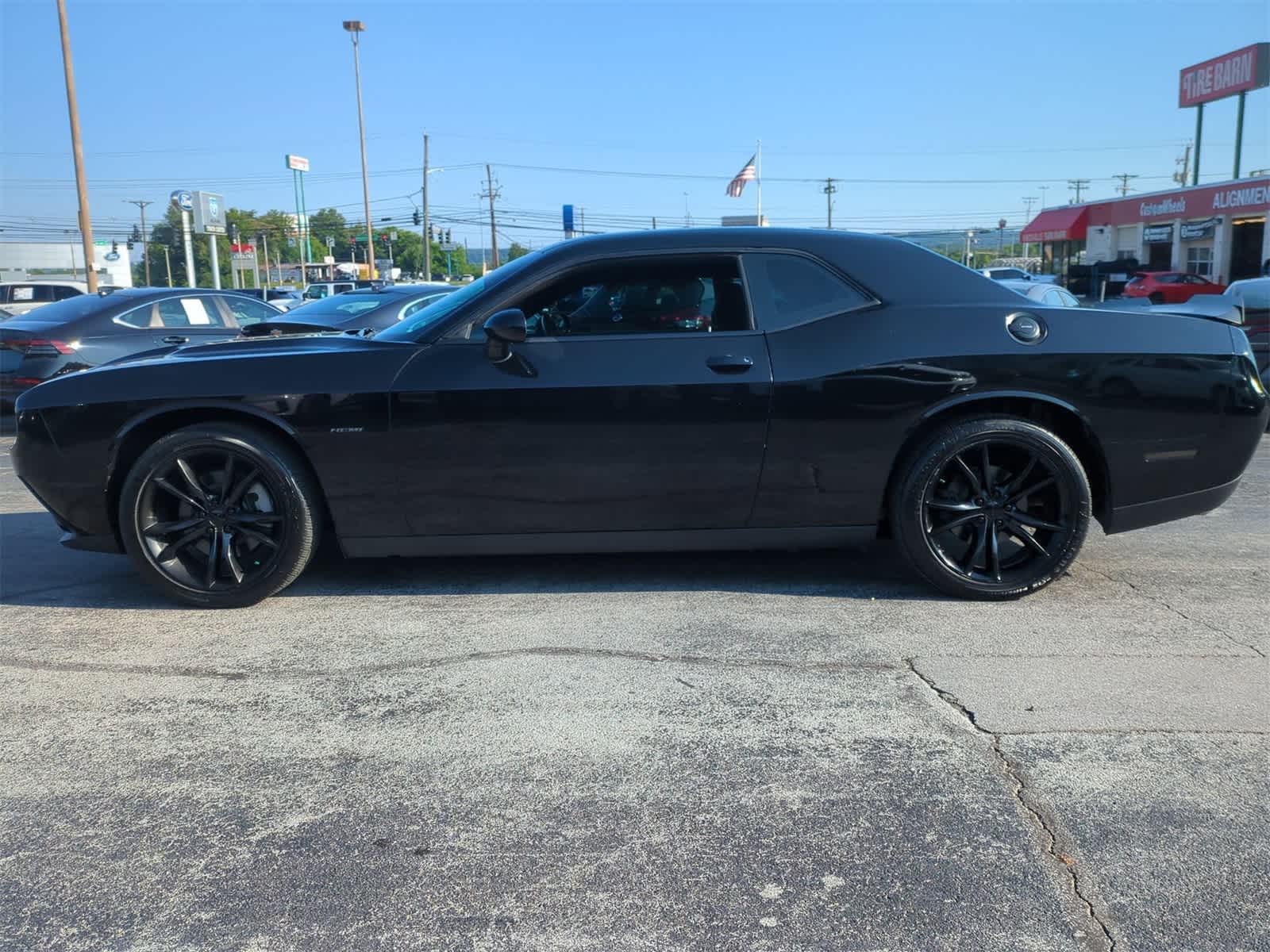 Thumbnail: 2016 Dodge Challenger - 5