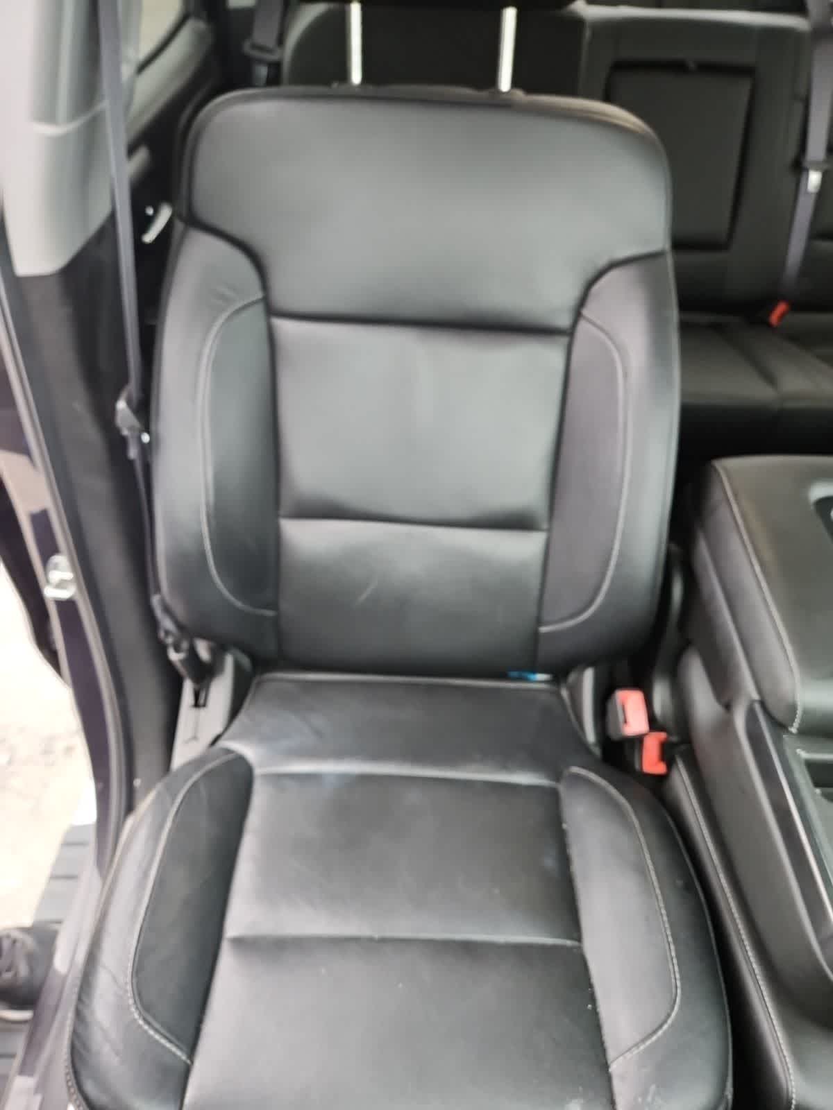 Thumbnail: 2015 Chevrolet Silverado 1500 - 18