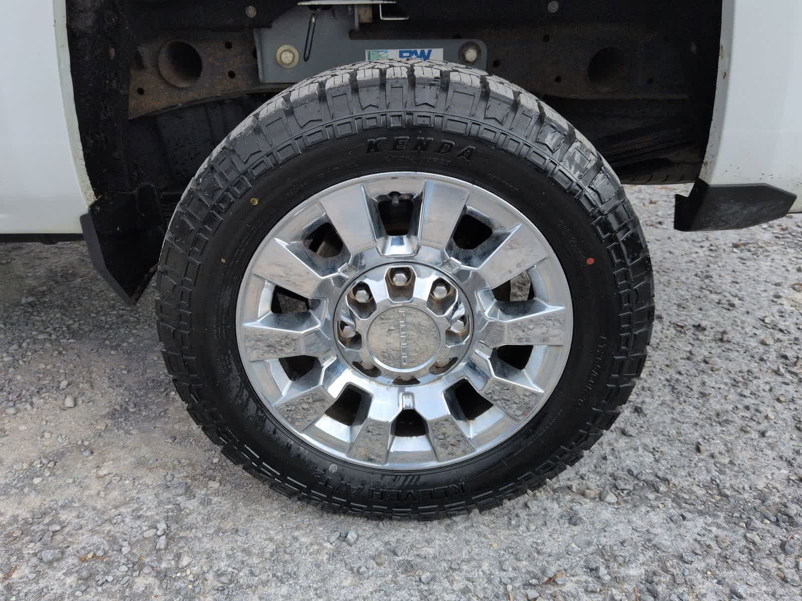 Thumbnail: 2017 Chevrolet Silverado 2500 - 14