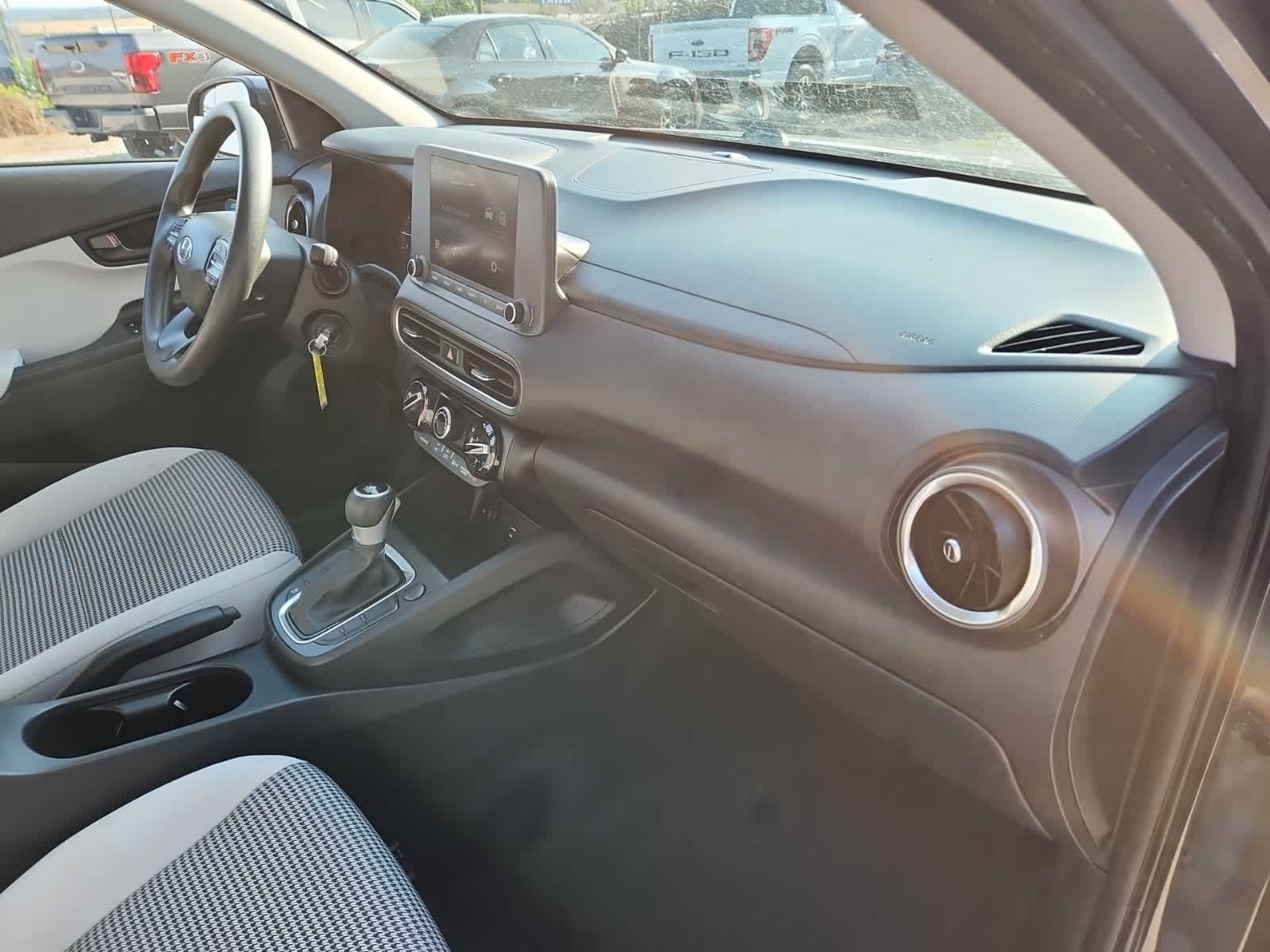 Thumbnail: 2022 Hyundai Kona - 17