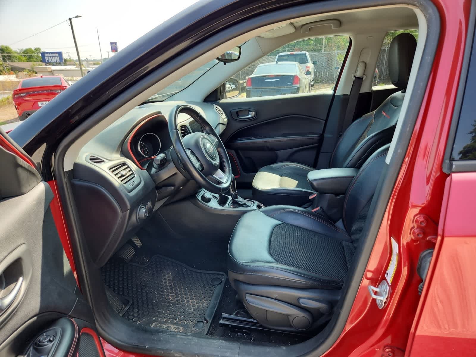 Thumbnail: 2020 Jeep Compass - 15