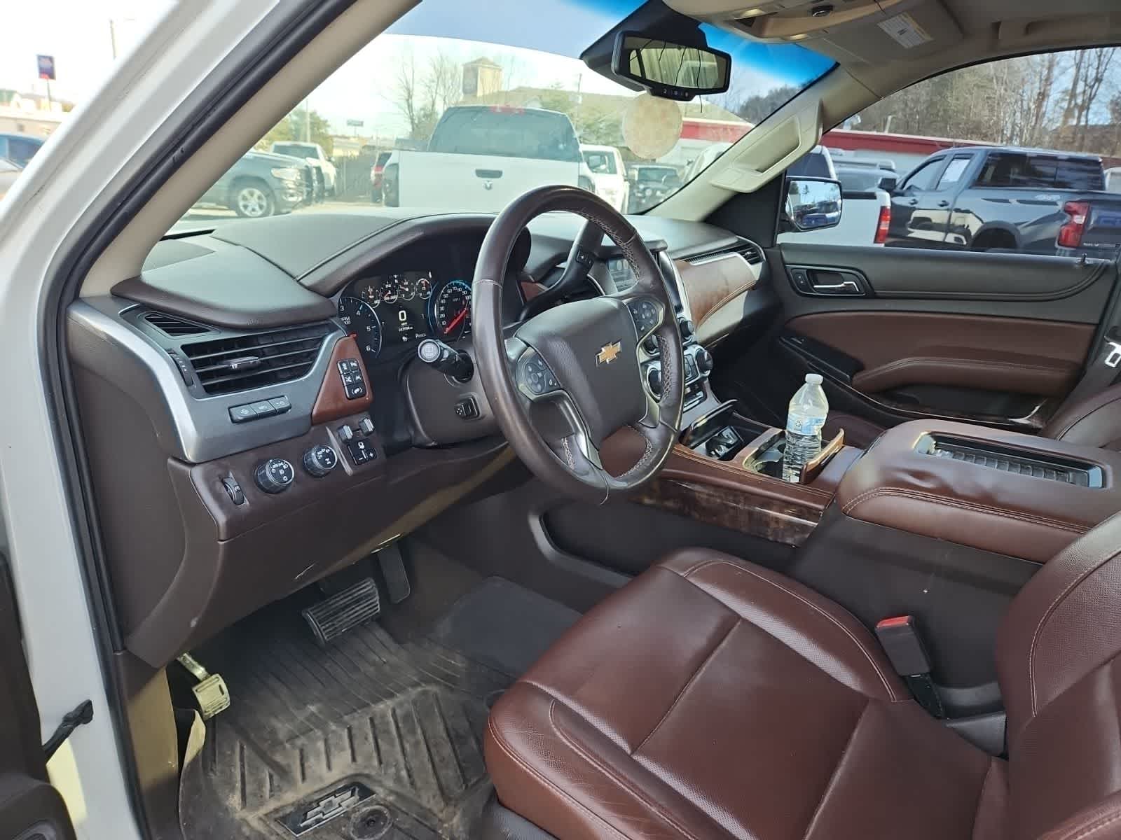 Thumbnail: 2017 Chevrolet Tahoe - 13