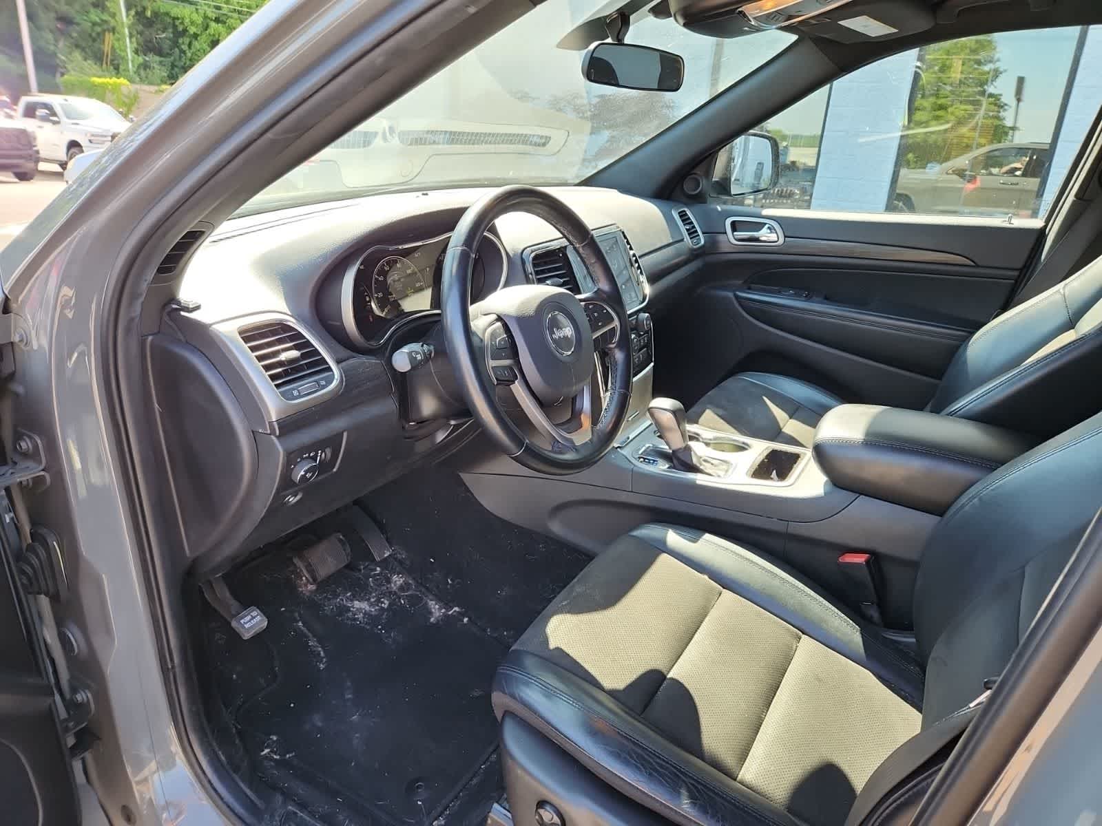 Thumbnail: 2021 Jeep Grand Cherokee - 13