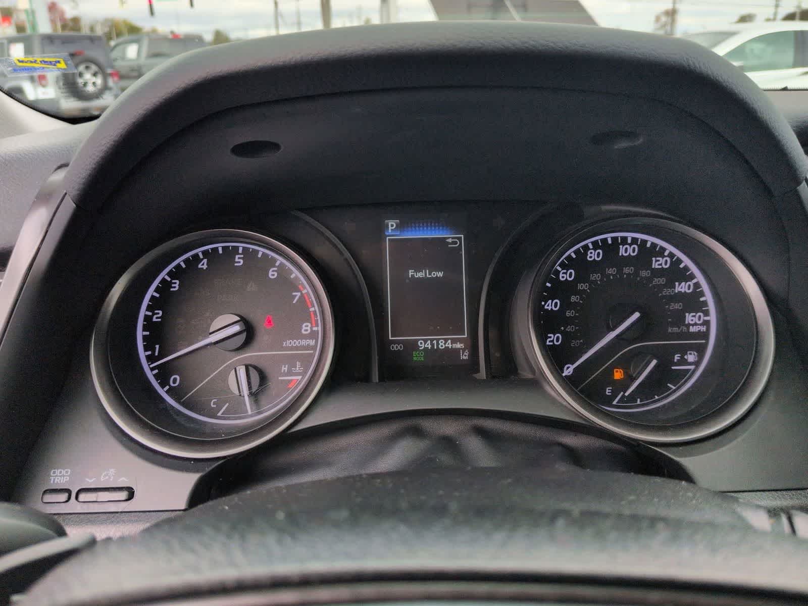 Thumbnail: 2022 Toyota Camry - 32