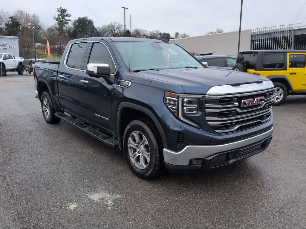 Used 2022 GMC Sierra 1500 SLT Truck