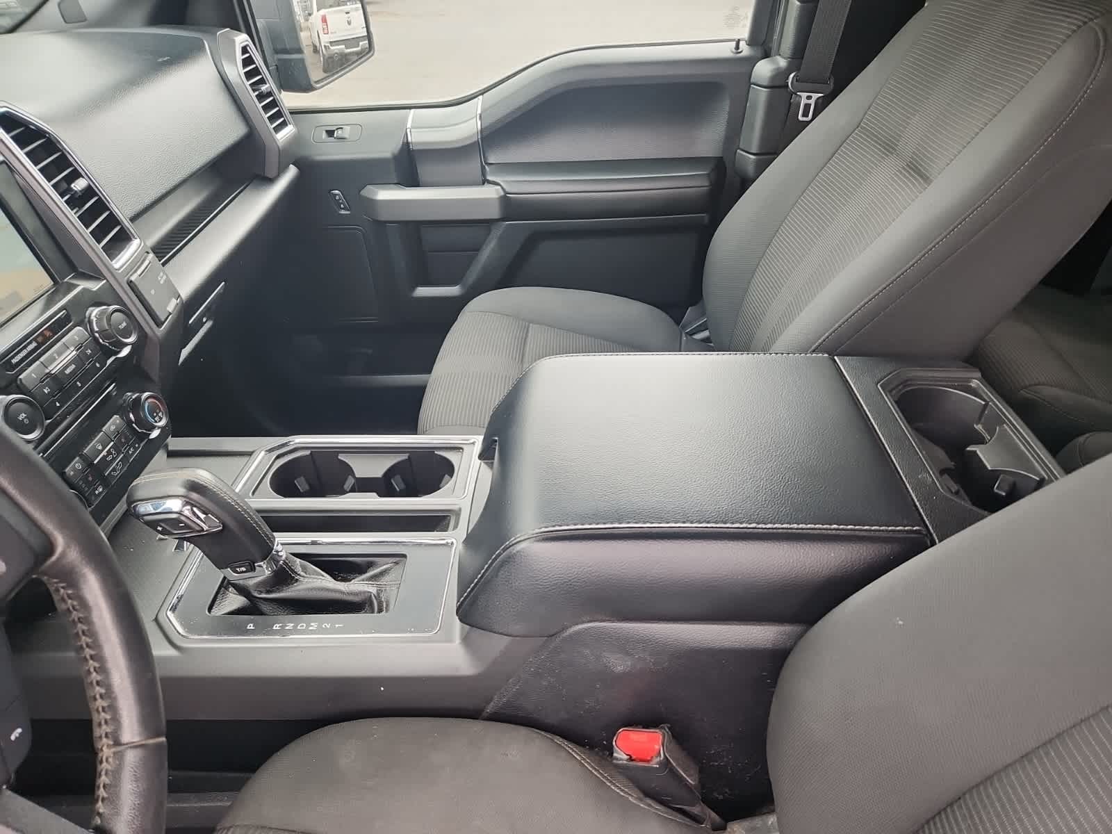 2017 Ford F-150 XLT 11