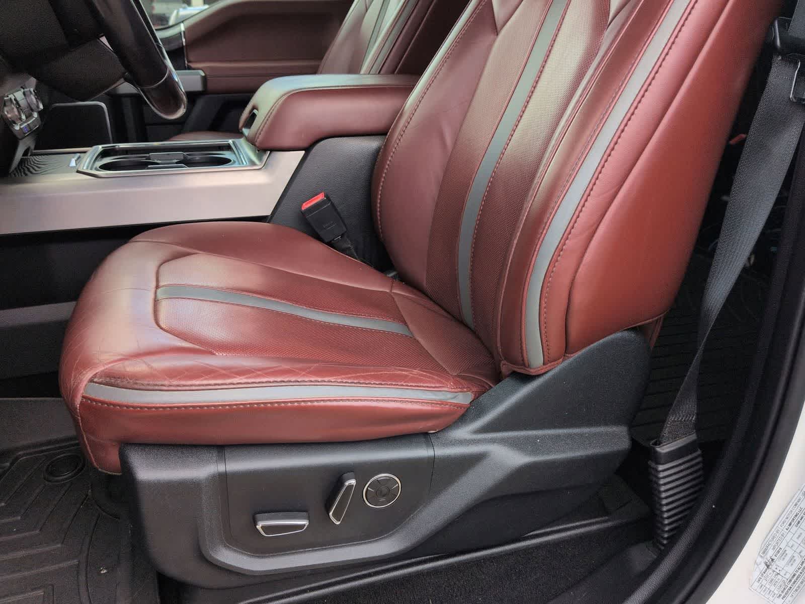 Thumbnail: 2019 Ford Econoline - 13