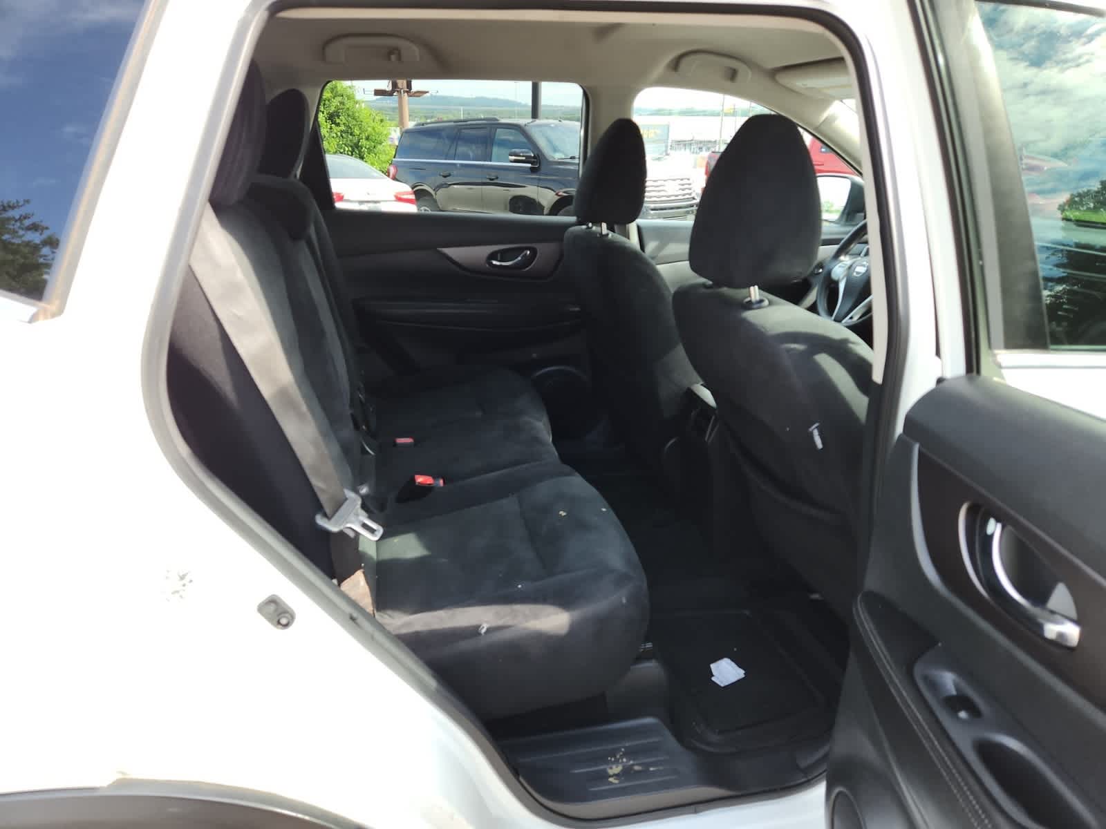 Thumbnail: 2016 Nissan Rogue - 23