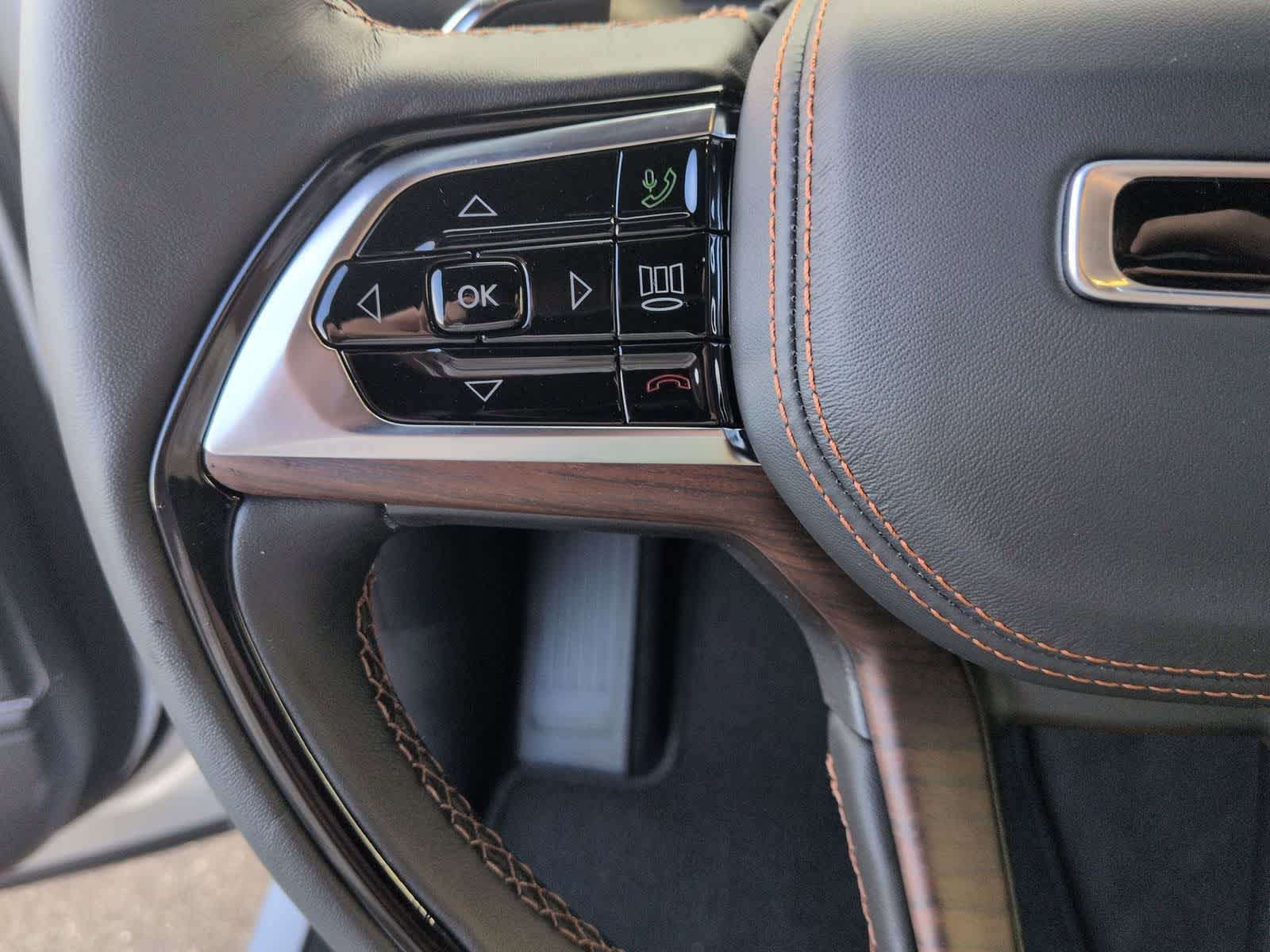 Thumbnail: 2025 Jeep Grand Cherokee - 23