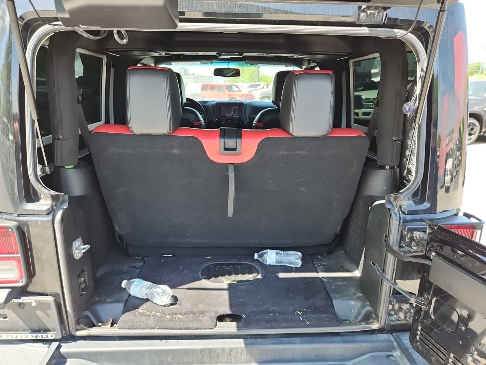 Thumbnail: 2017 Jeep Wrangler - 26