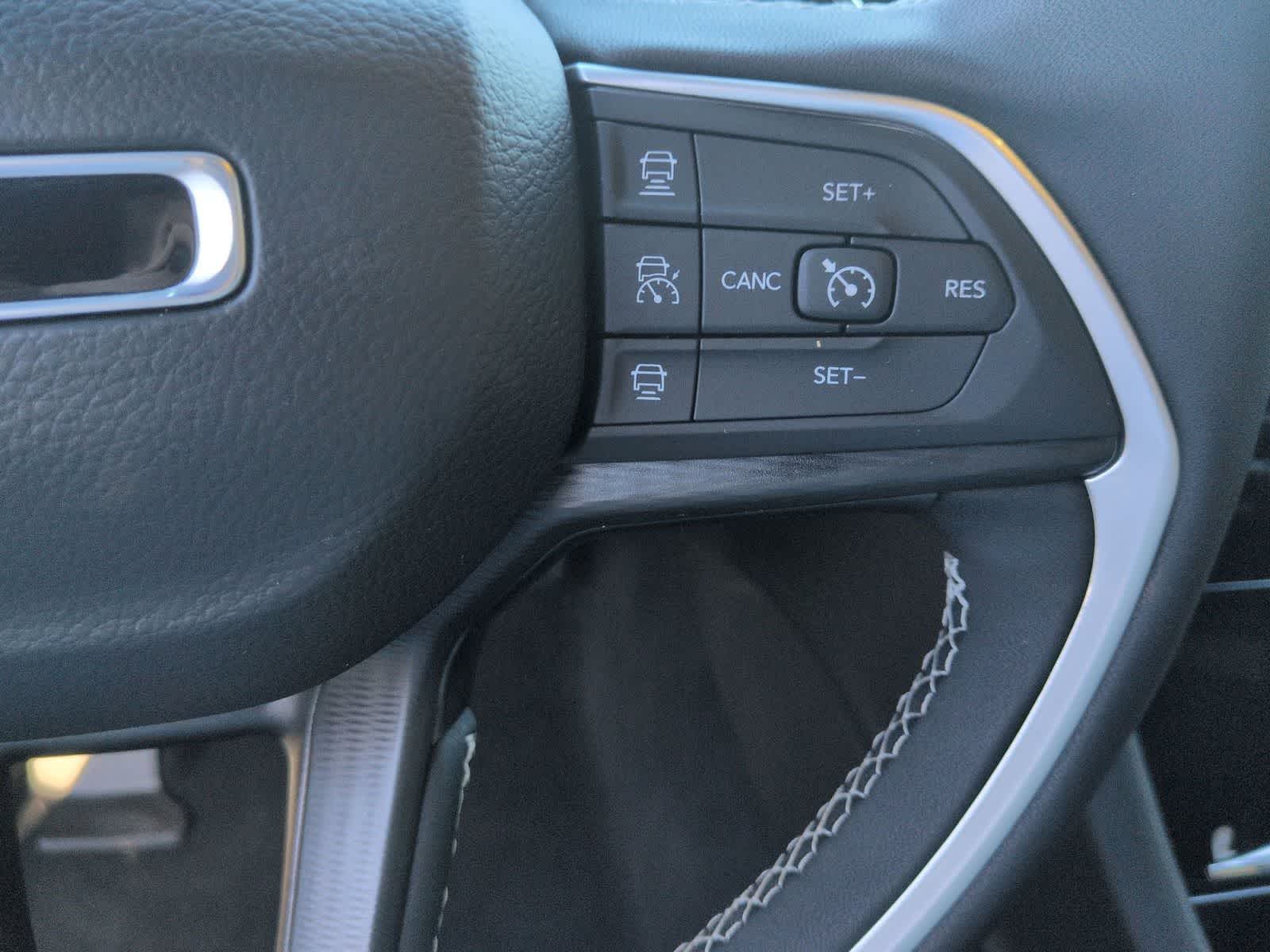 Thumbnail: 2025 Jeep Grand Cherokee L - 23