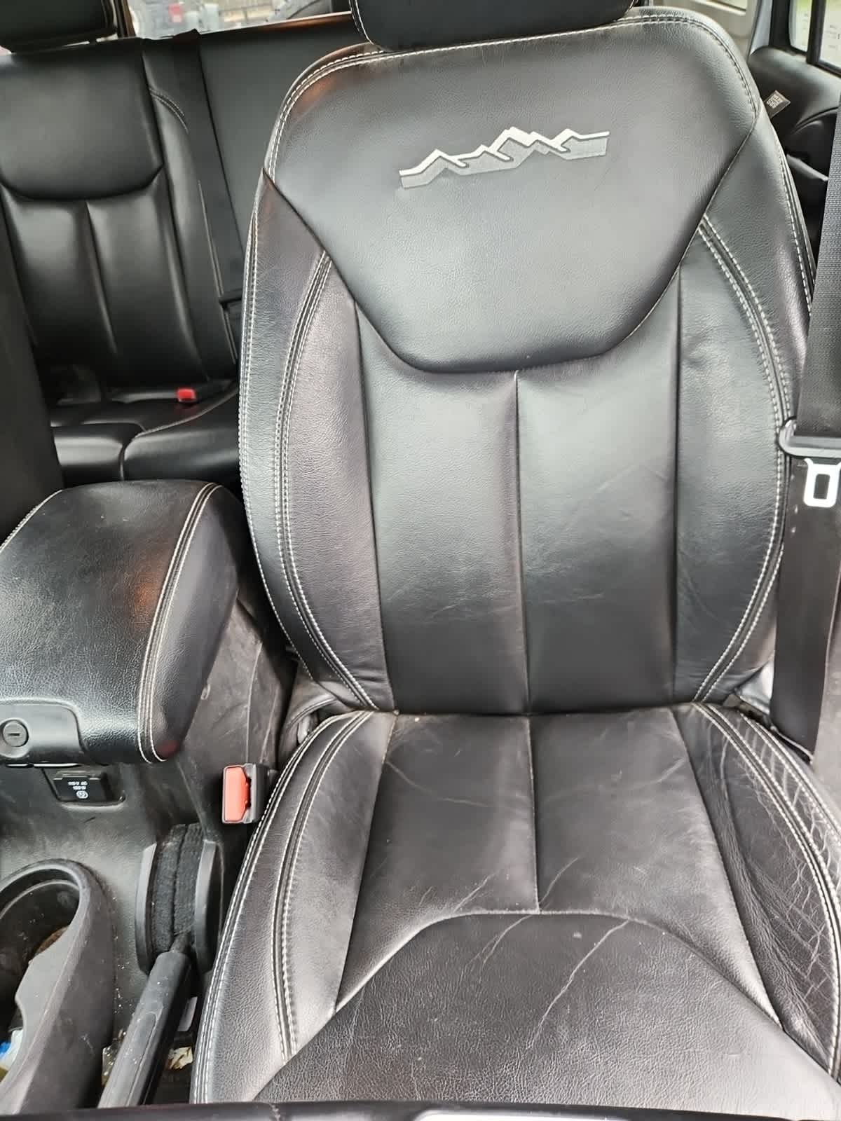 2014 Jeep Wrangler Unlimited Polar Edition 14