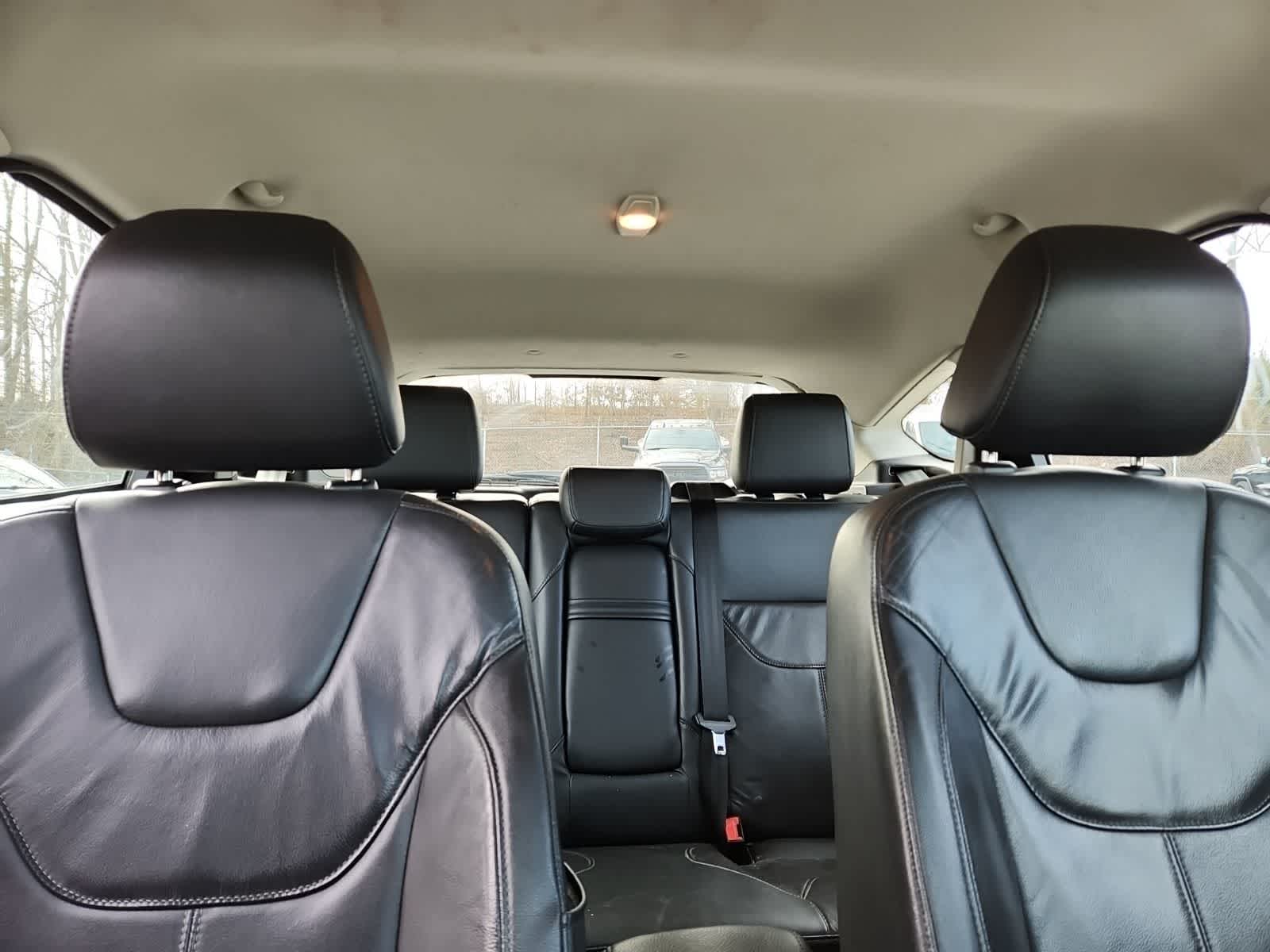 Thumbnail: 2015 Ford Focus - 19