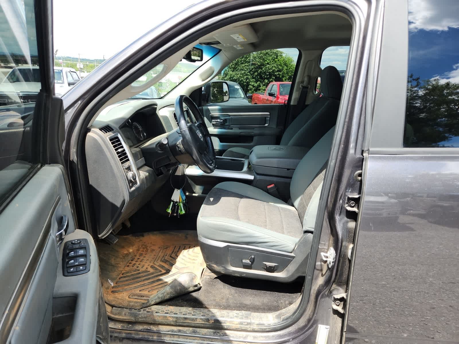Thumbnail: 2017 RAM 1500 - 15
