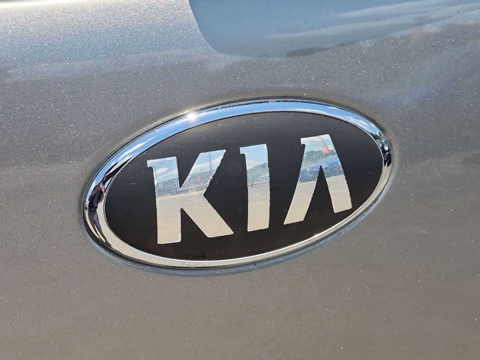 Thumbnail: 2015 Kia Soul - 12