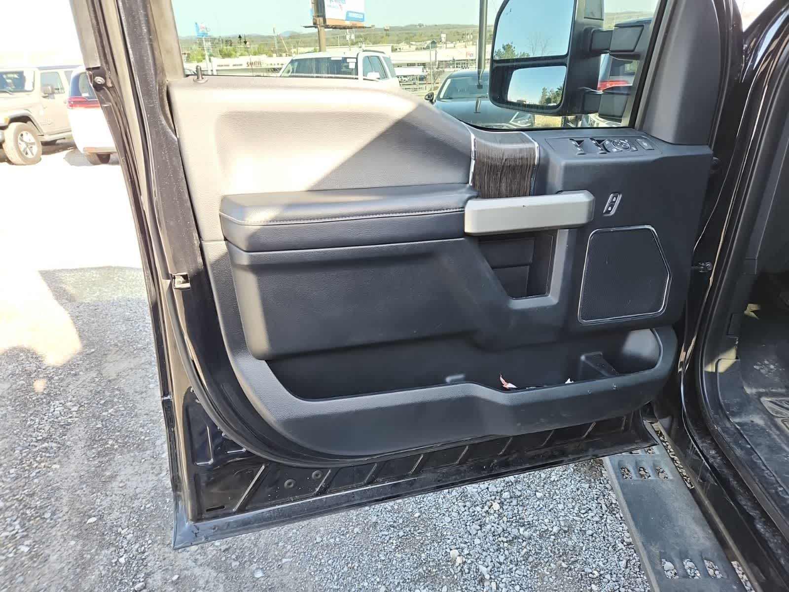 Thumbnail: 2021 Ford Econoline - 16