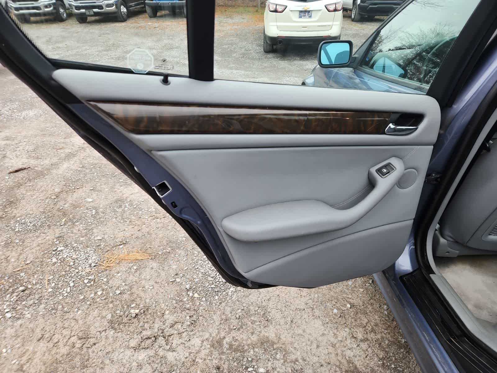 Thumbnail: 2000 BMW 3 Series - 26