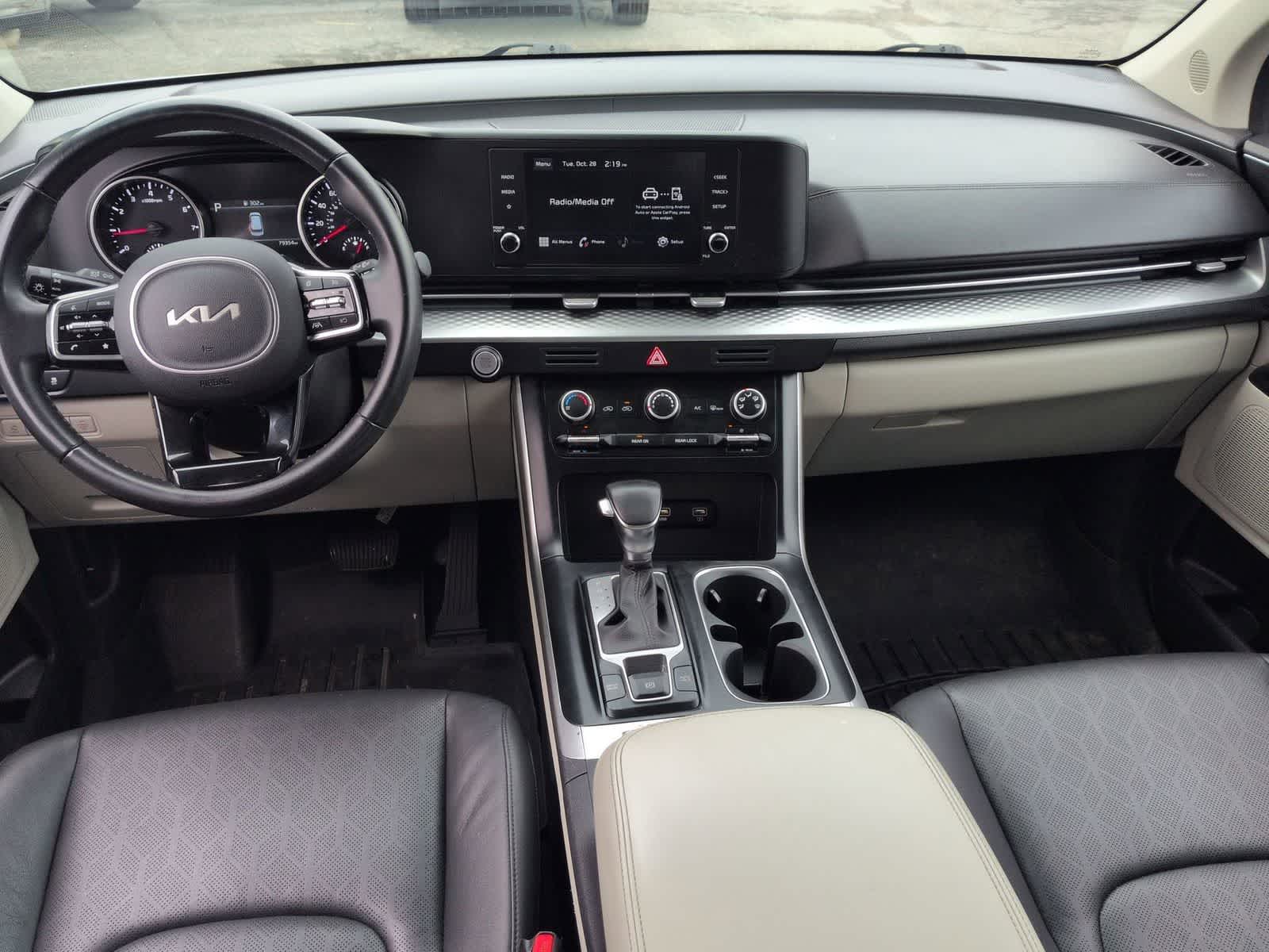 Thumbnail: 2022 Kia Carnival - 15