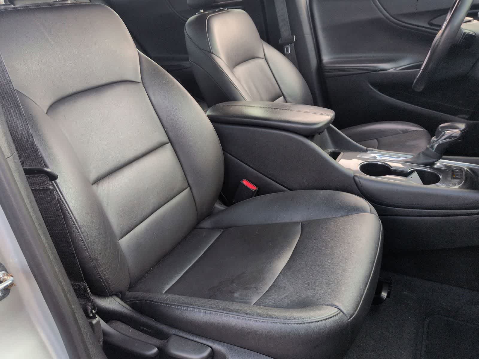 Thumbnail: 2021 Chevrolet Malibu - 20