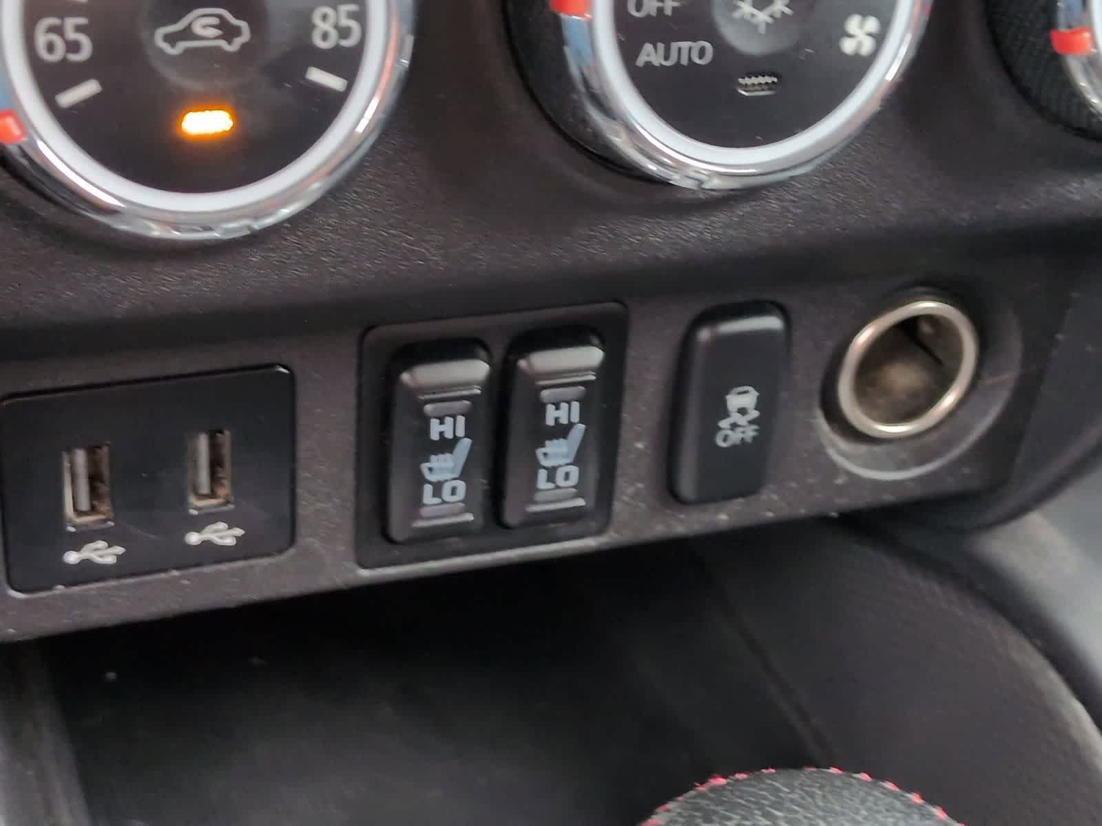 Thumbnail: 2019 Mitsubishi Outlander Sport - 26