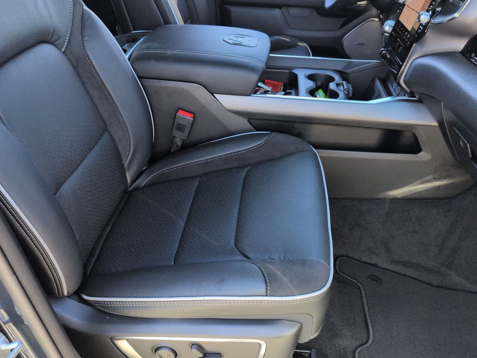 Thumbnail: 2026 RAM 1500 - 11