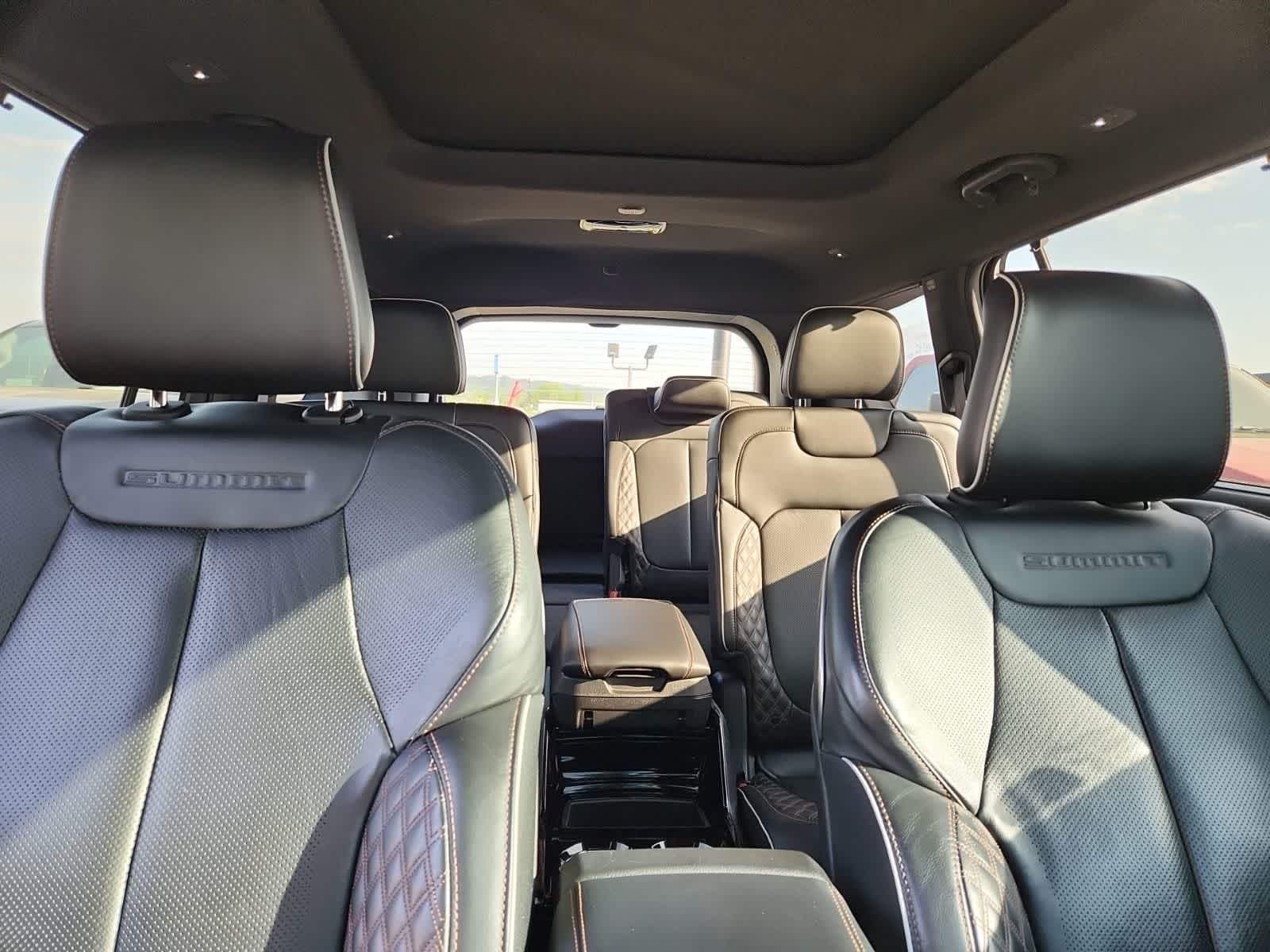 Thumbnail: 2021 Jeep Grand Cherokee L - 19