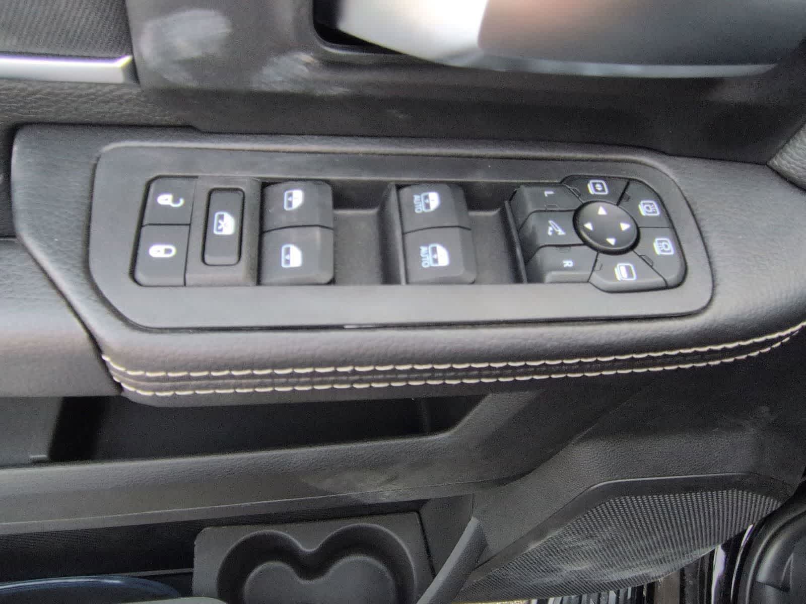 Thumbnail: 2026 RAM 2500 - 17