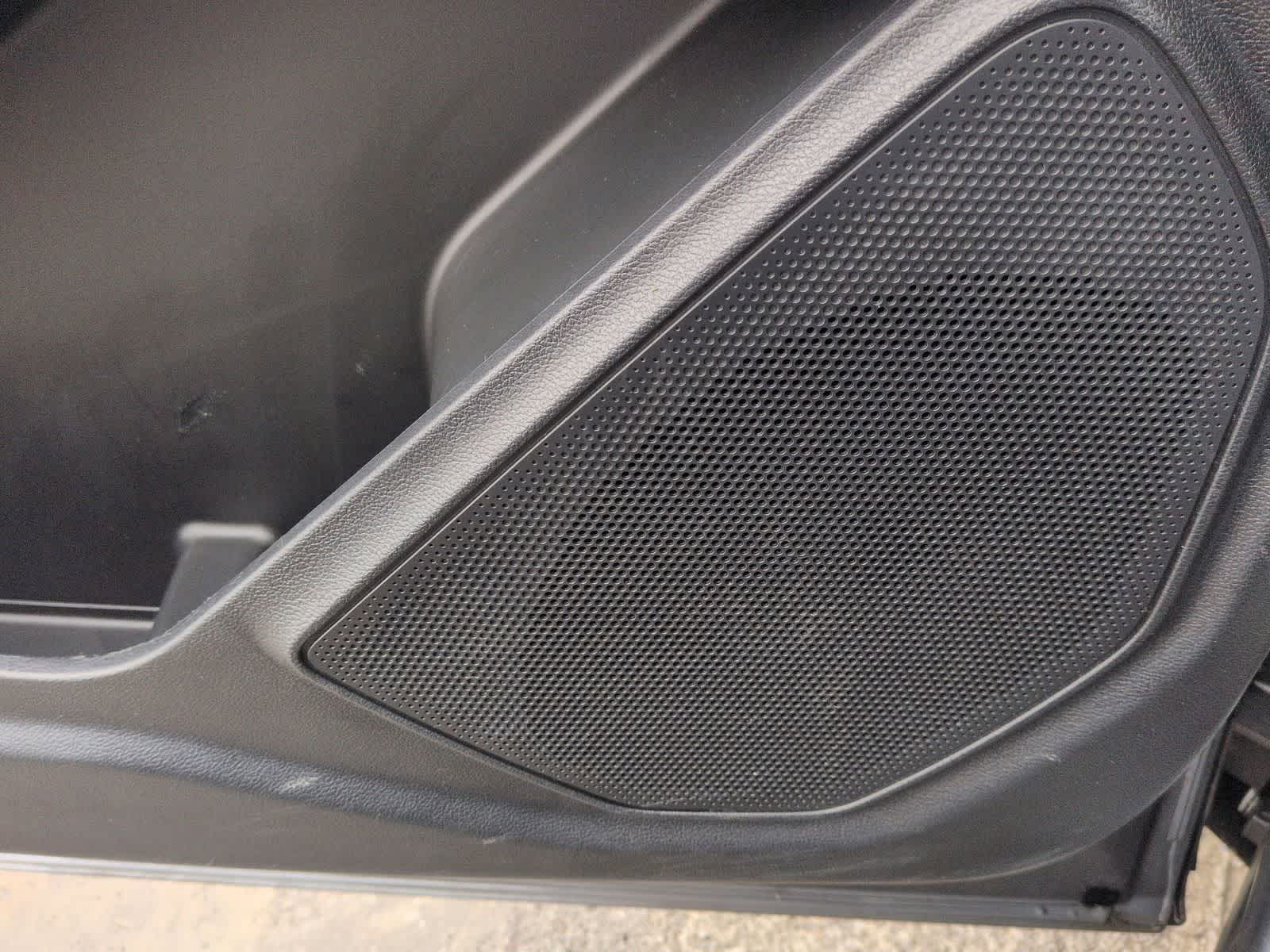 Thumbnail: 2021 Ford Explorer - 29