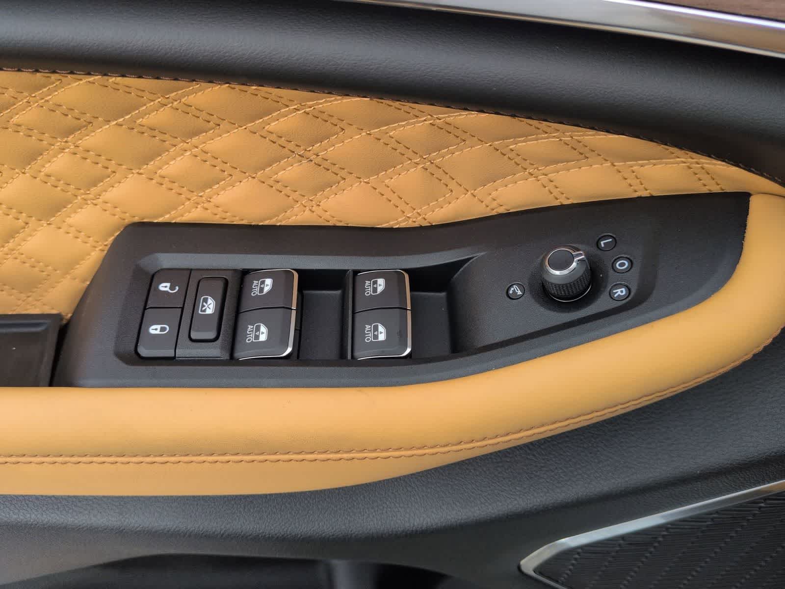 Thumbnail: 2025 Jeep Grand Cherokee L - 16