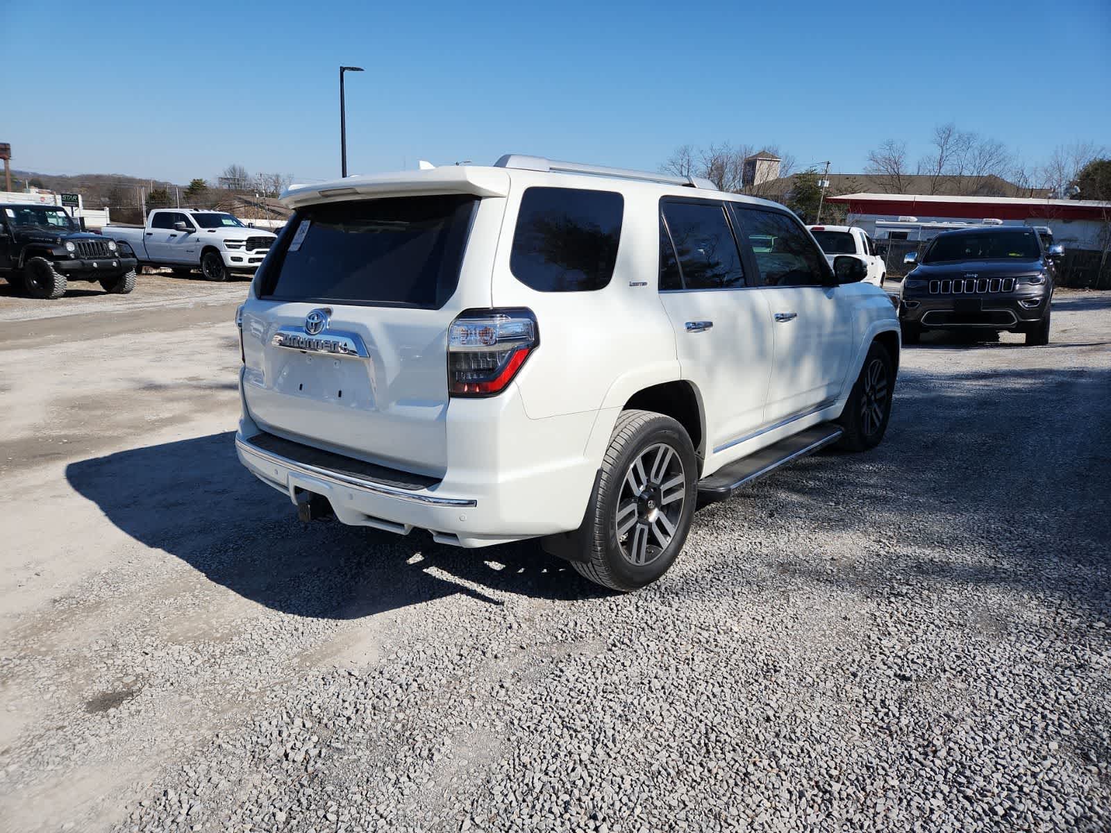 Thumbnail: 2018 Toyota 4Runner - 5