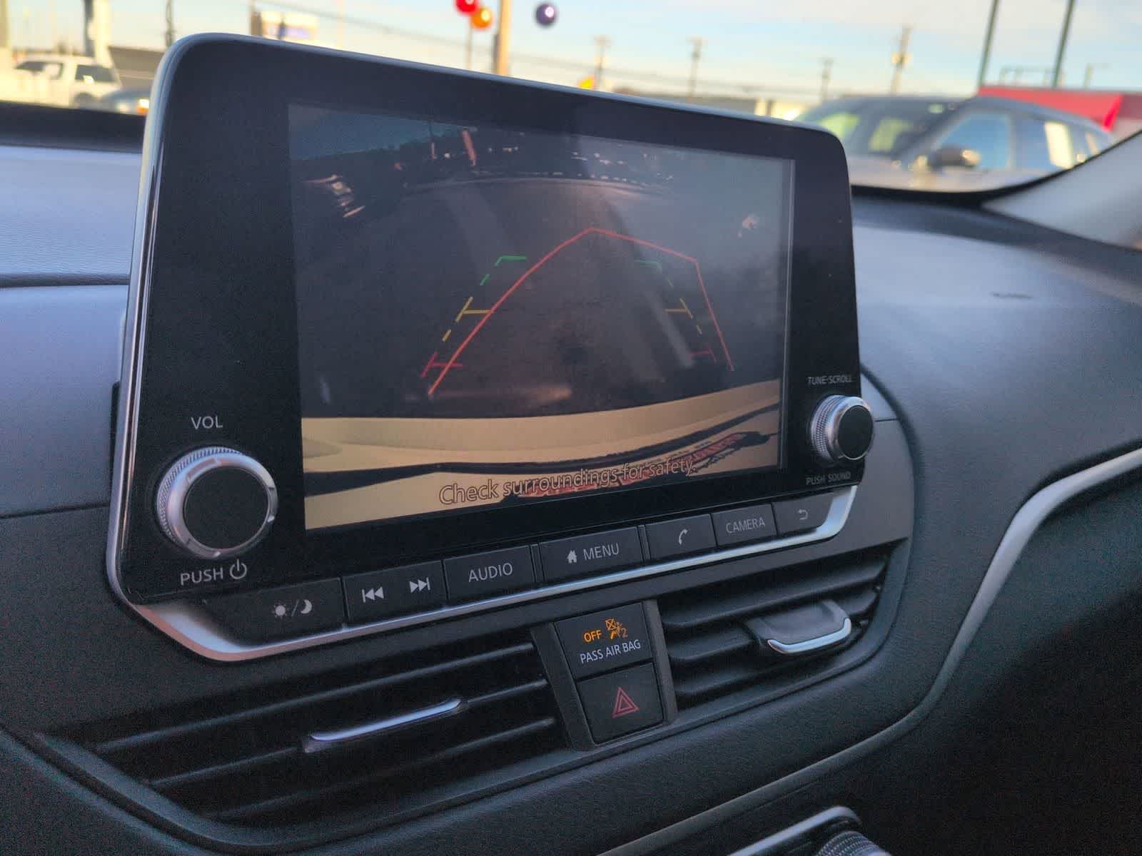 Thumbnail: 2020 Nissan Altima - 28