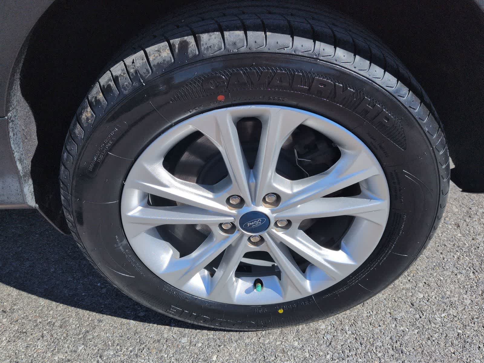 Thumbnail: 2019 Ford Escape - 13