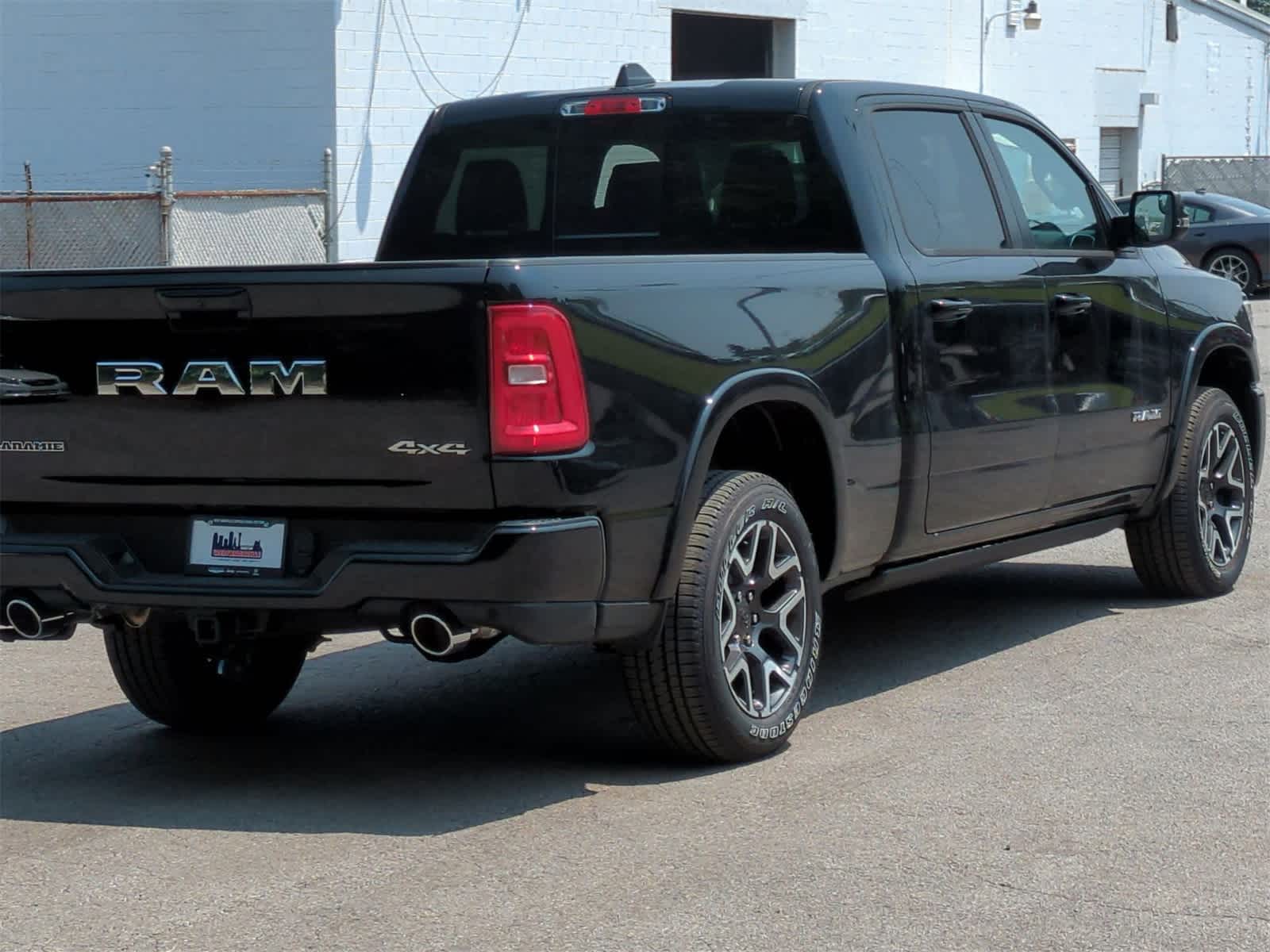 Thumbnail: 2025 RAM 1500 - 8