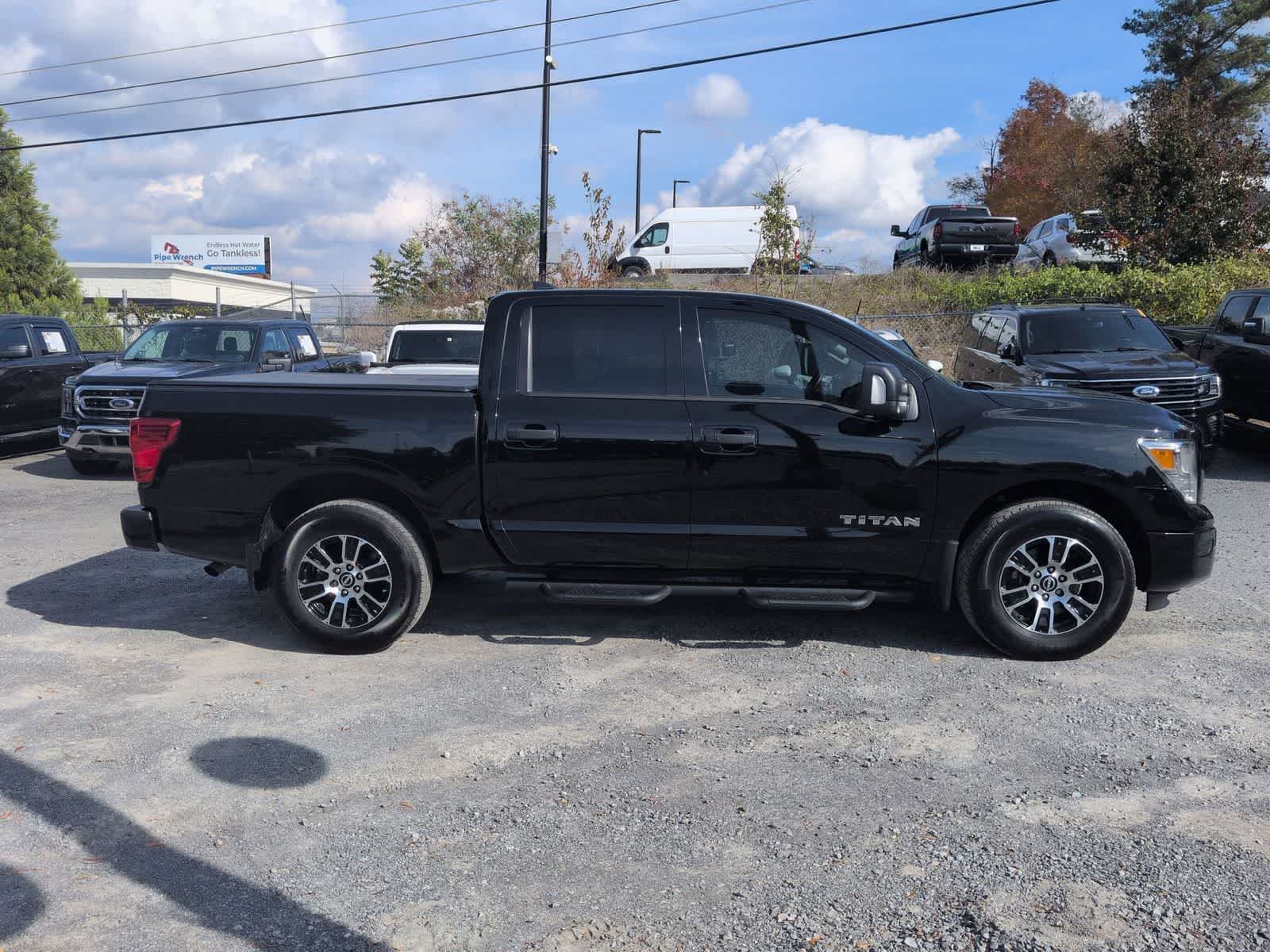 Thumbnail: 2024 Nissan Titan - 9