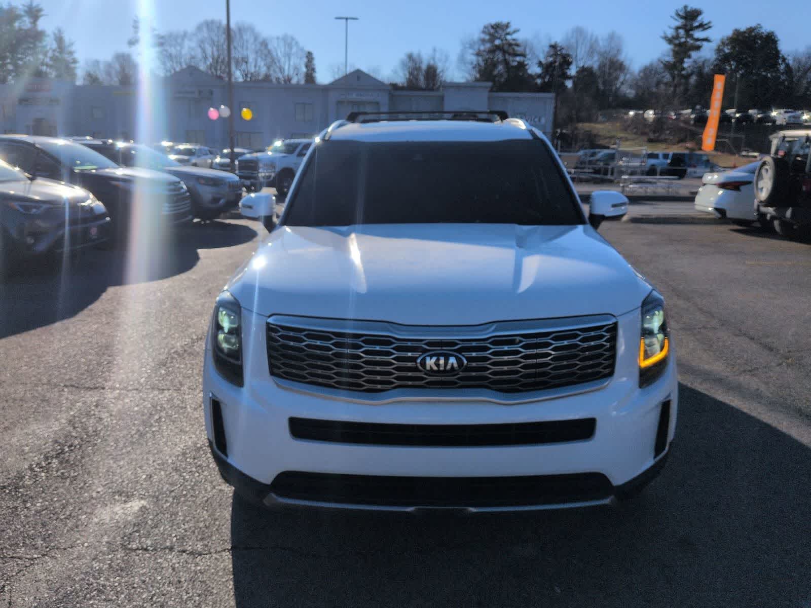 Thumbnail: 2021 Kia Telluride - 3