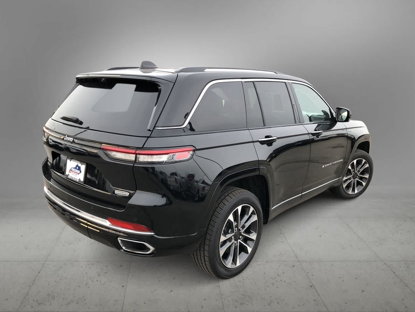 Thumbnail: 2022 Jeep Grand Cherokee - 6