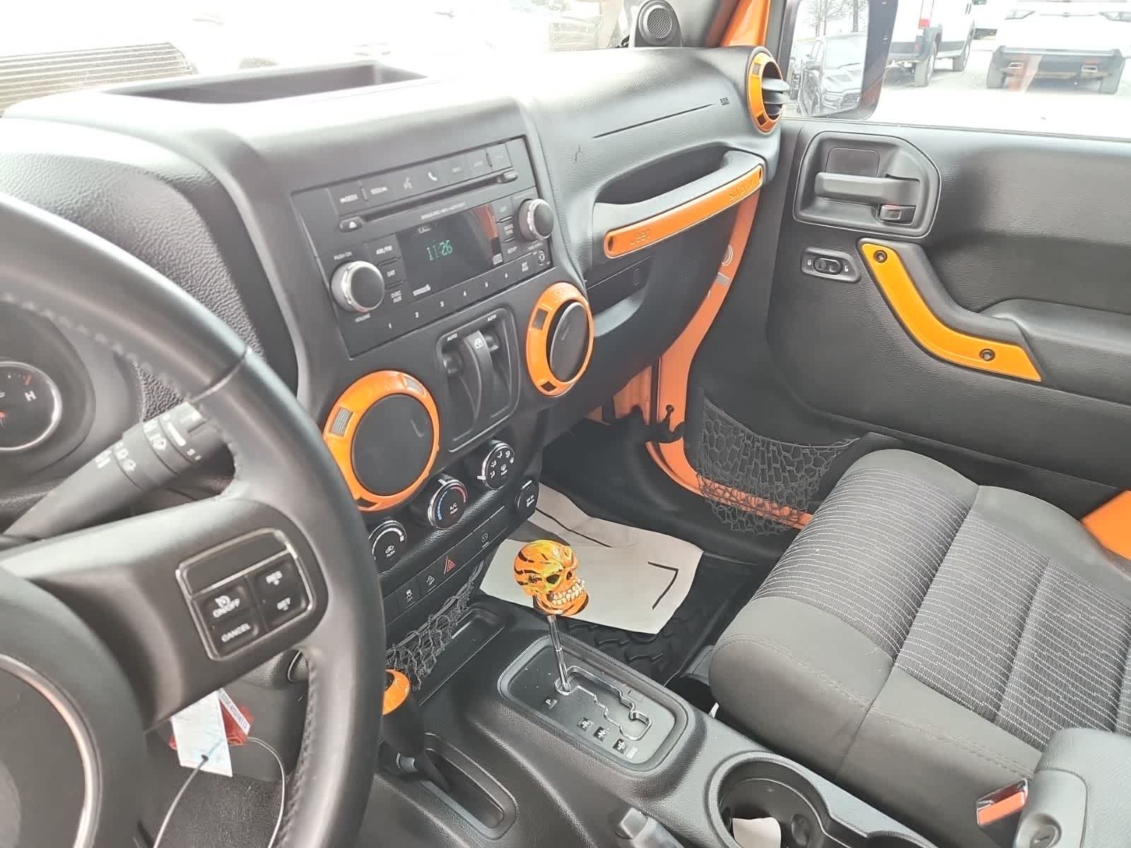 Thumbnail: 2012 Jeep Wrangler - 10