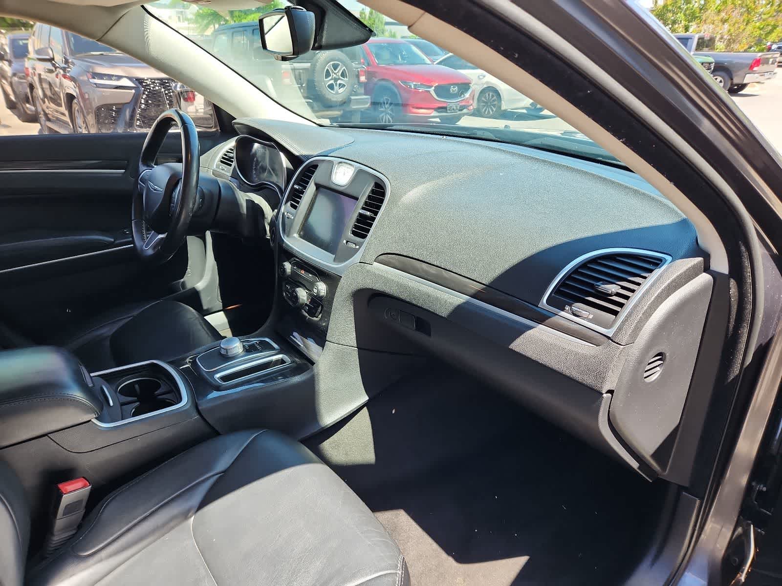 Thumbnail: 2015 Chrysler 300 - 17
